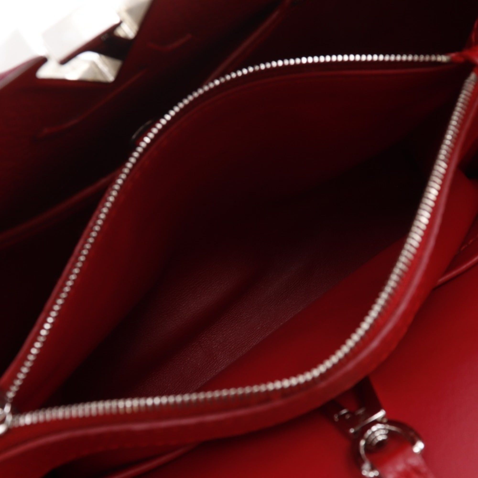 Louis Vuitton Louis Vuitton Capucines MM Handbag Parnassus M94412 x Taurillon Leather 2015 Red TR2125 A5 Flap CAPCSINE Women's Size ONE SIZE - 11 Thumbnail
