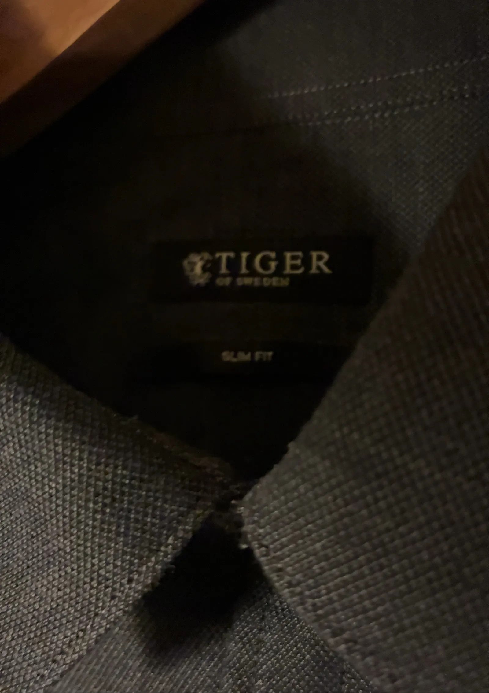 Tiger of Sweden Tiger Steel 8 Shirt Size US XL / EU 56 / 4 - 2 Thumbnail