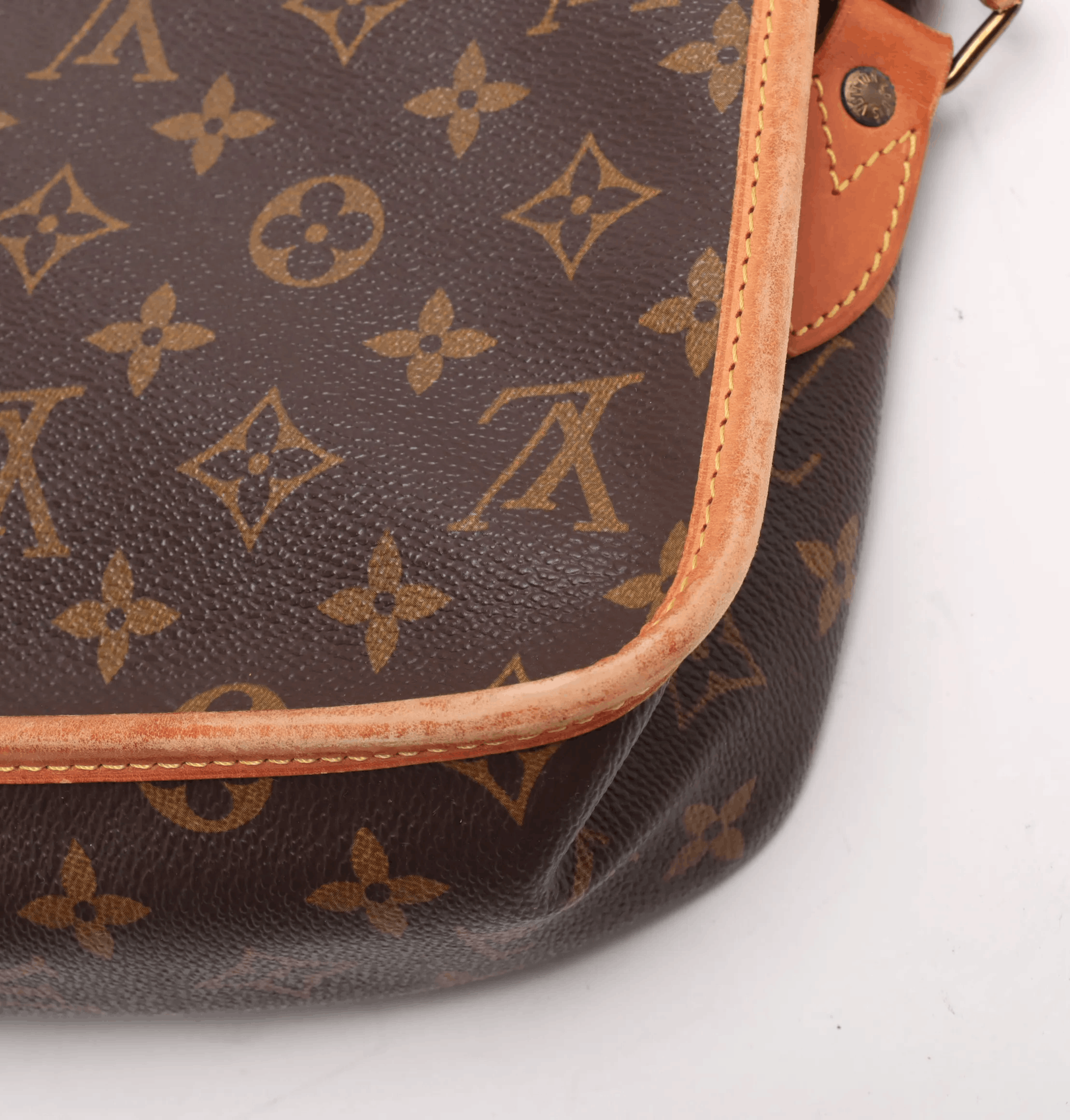 Louis Vuitton Louis Vuitton Sac Gibeciere Messenger Bag Monogram Canvas Size ONE SIZE - 8 Thumbnail