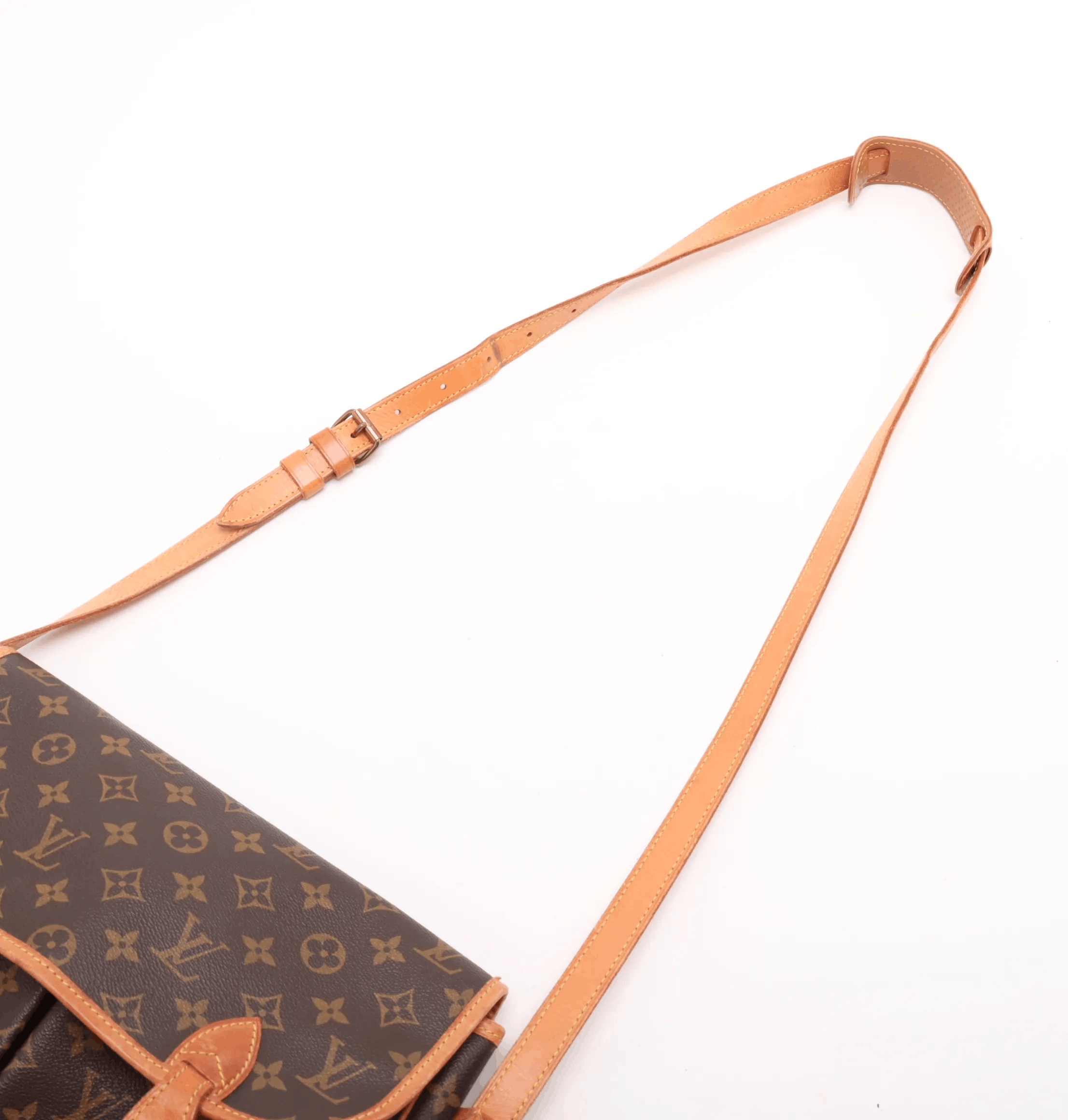 Louis Vuitton Louis Vuitton Sac Gibeciere Messenger Bag Monogram Canvas Size ONE SIZE - 5 Thumbnail
