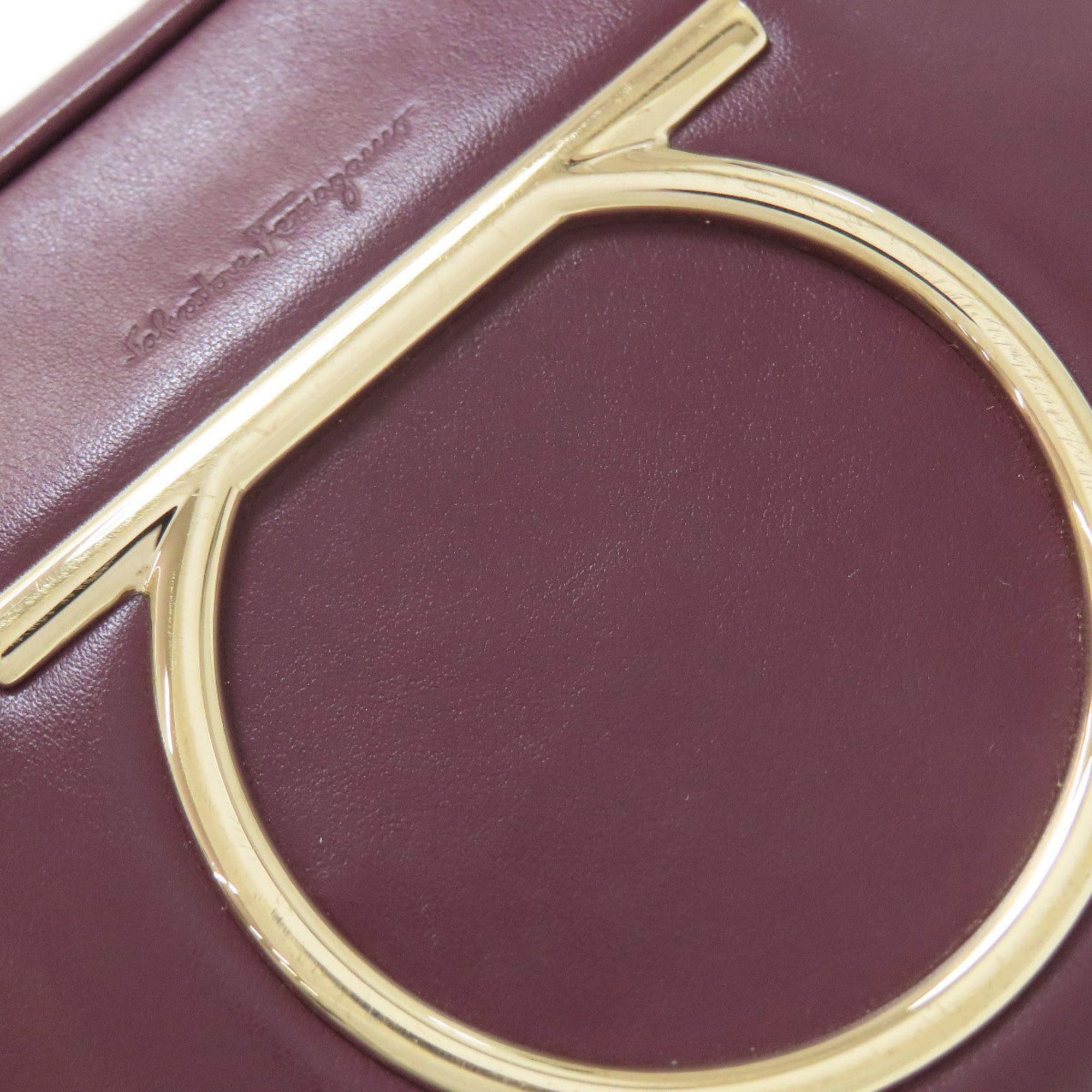 Salvatore Ferragamo Salvatore Ferragamo Gancini hardware leather shoulder bag for women Size ONE SIZE - 11 Thumbnail