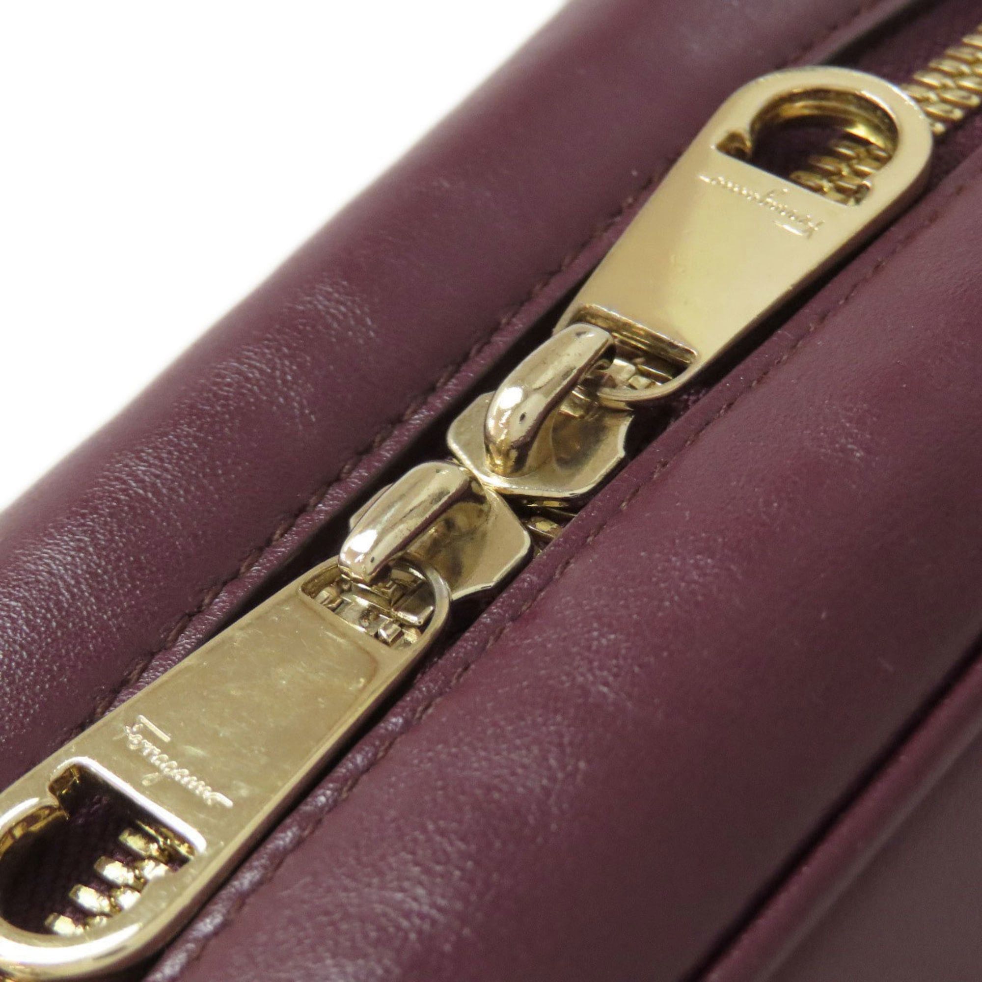 Salvatore Ferragamo Salvatore Ferragamo Gancini hardware leather shoulder bag for women Size ONE SIZE - 9 Thumbnail