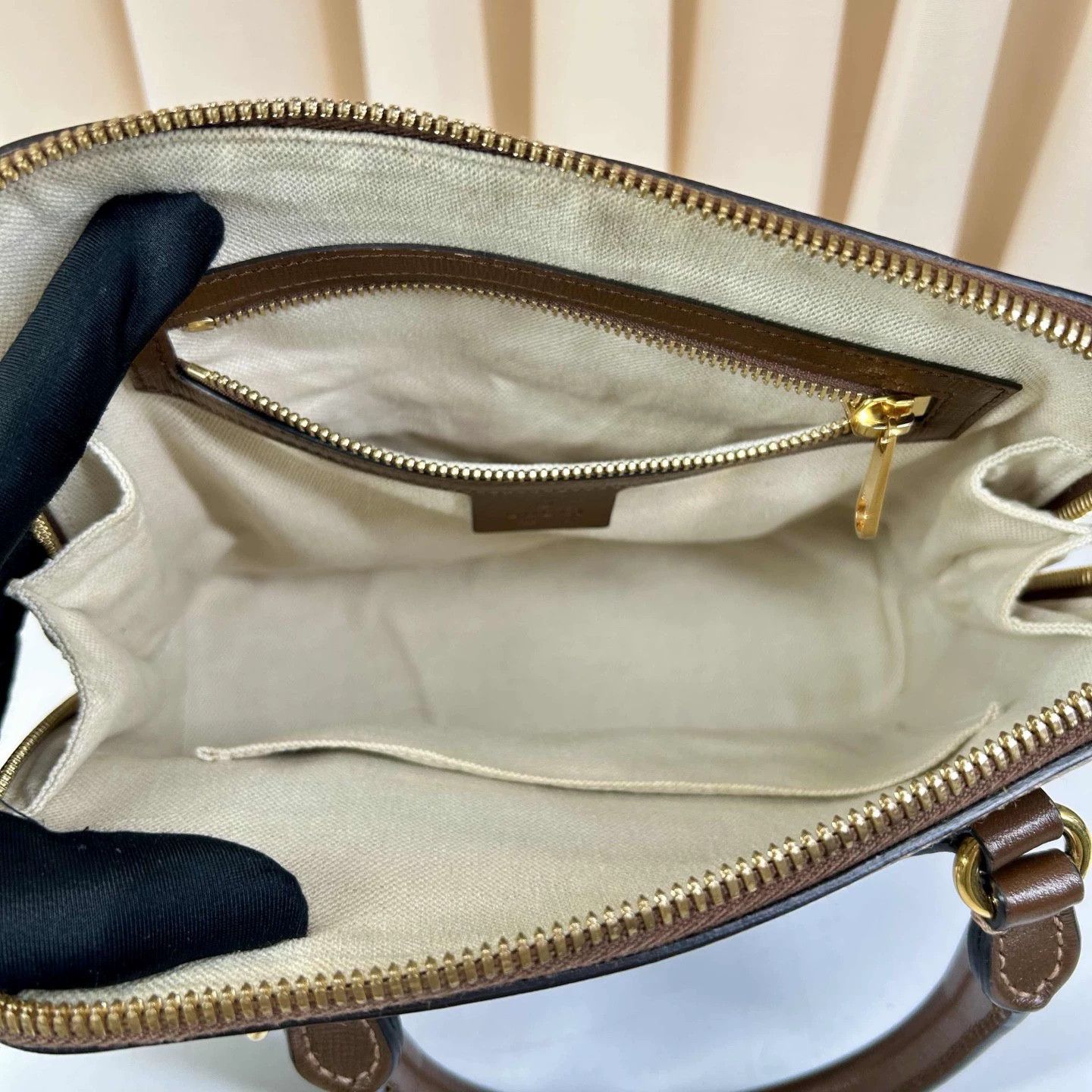 Gucci Pre-loved Bag Very good condition Size ONE SIZE - 3 Thumbnail