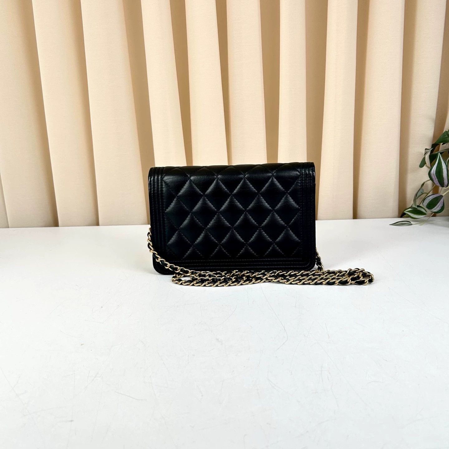 Chanel Pre-loved Bag Very good condition Size ONE SIZE - 2 Thumbnail