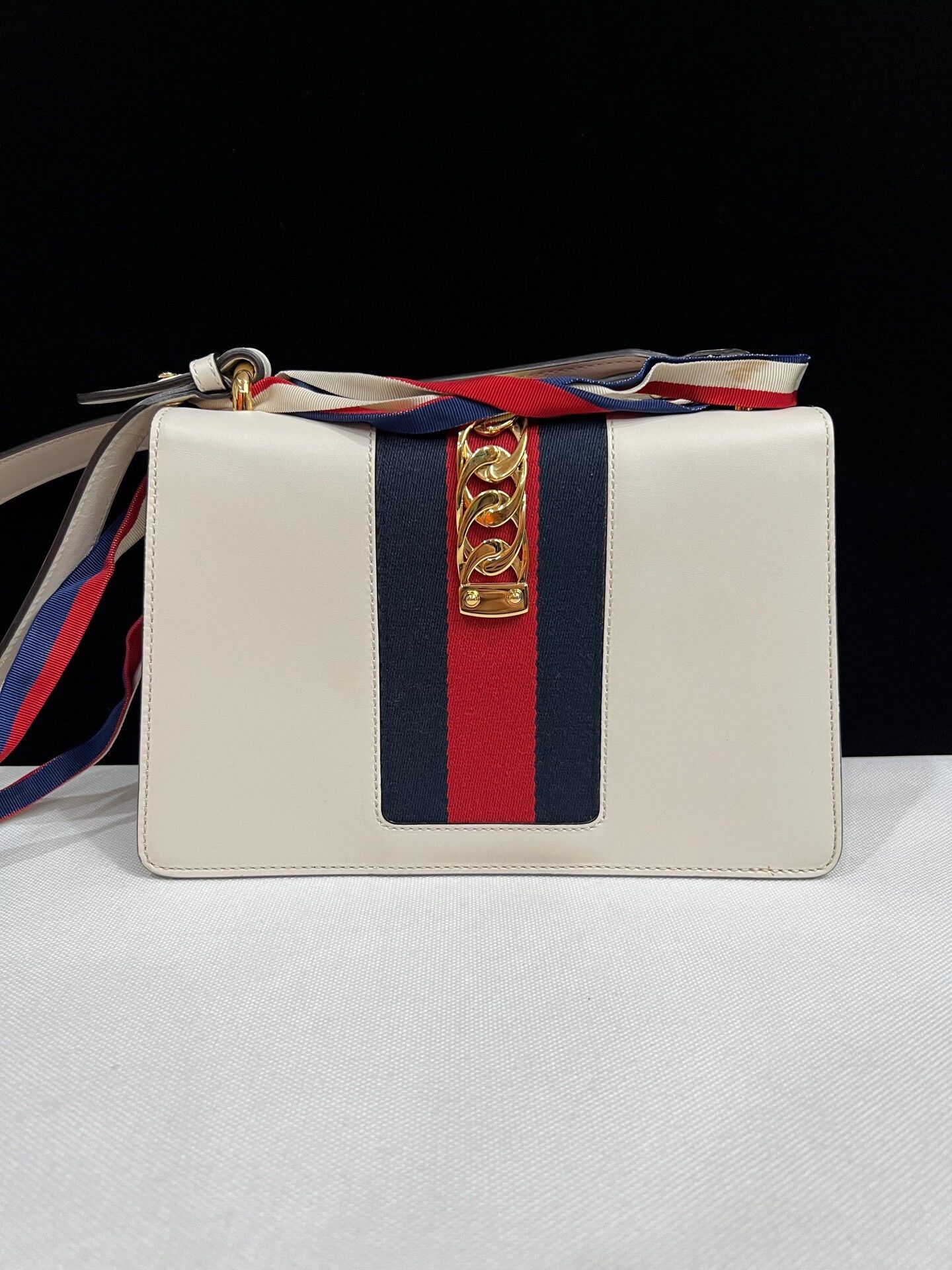 Gucci Pre-loved Bag Very good condition Size ONE SIZE - 3 Thumbnail