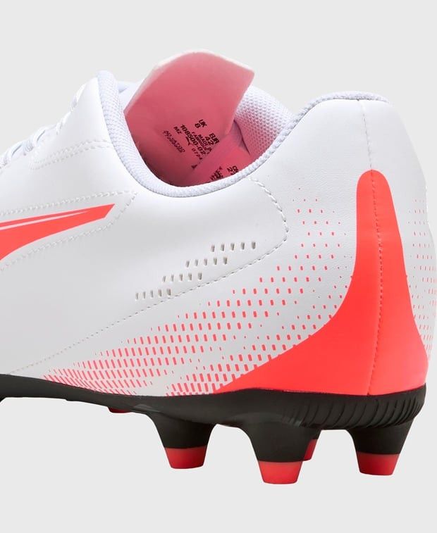 Puma Vitoria LL Football boots Size US 12 / EU 45 - 2 Thumbnail