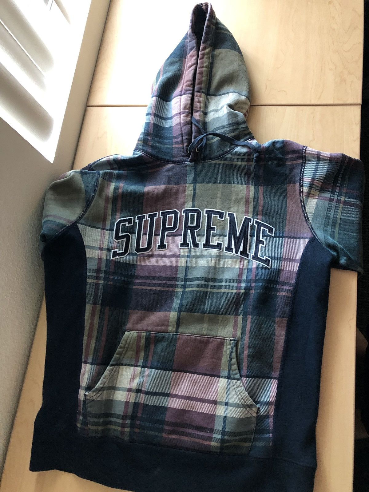 Supreme discount plaid hoodie