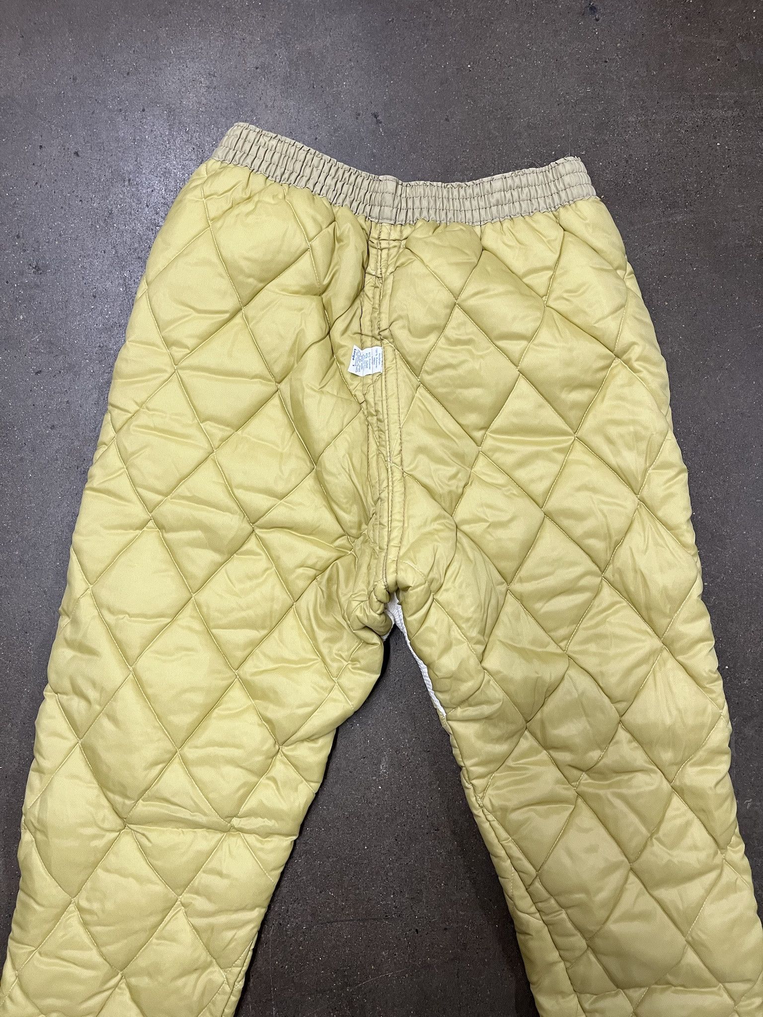 Vintage Vintage 1970s Elastic Waist Quilted Therma Pant Liners Size 30 Size US 30 / EU 46 - 6 Thumbnail
