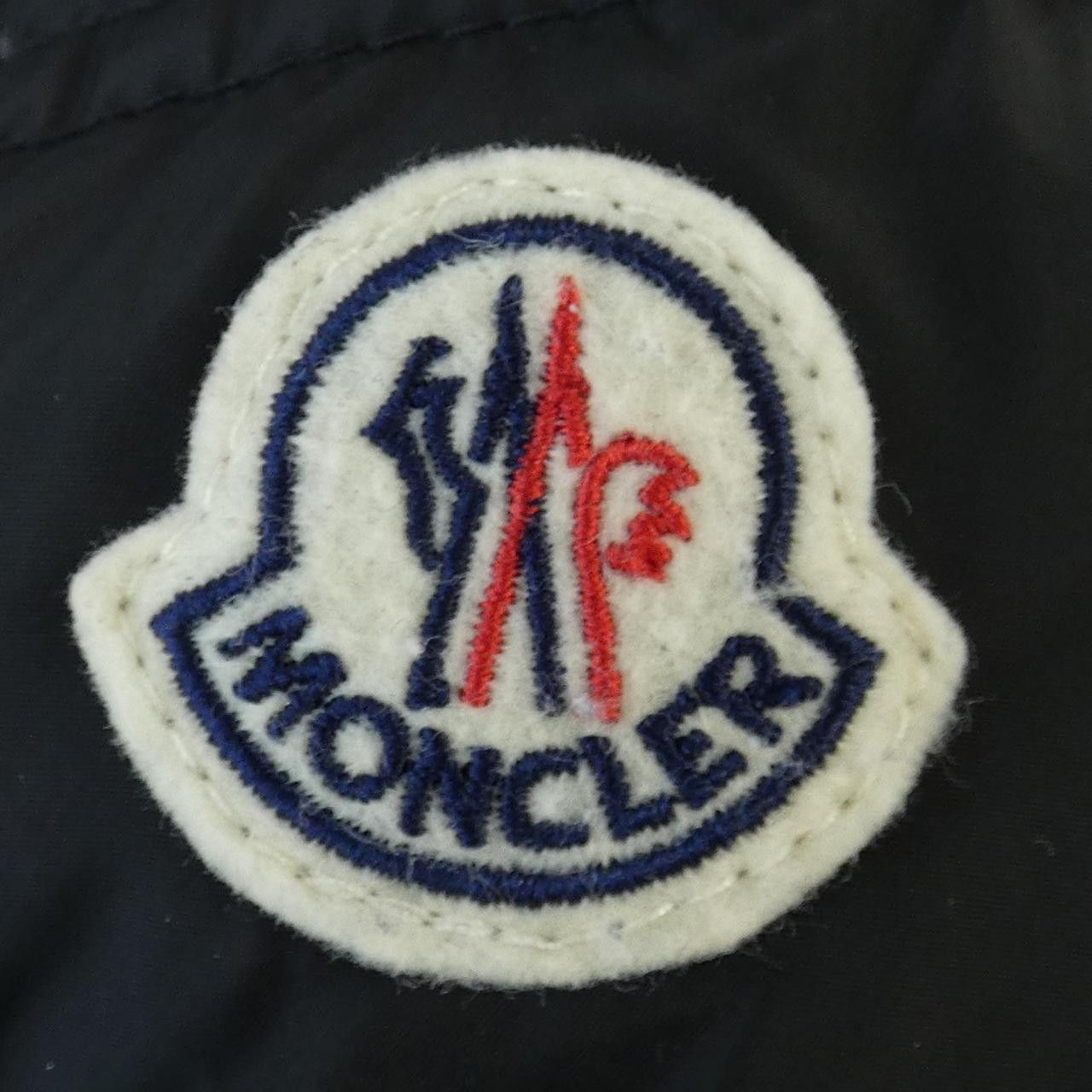 Moncler Moncler Moncler ACCENTEUR Down Coat Others Outerwear ACCENTEUR DUTY FREE for USA Size ONE SIZE - 9 Thumbnail