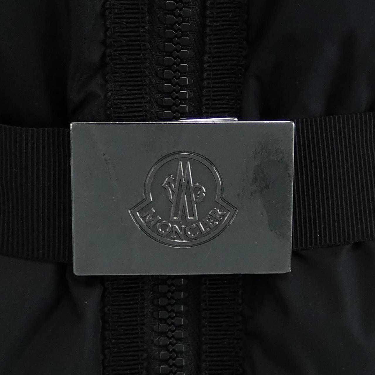 Moncler Moncler Moncler ACCENTEUR Down Coat Others Outerwear ACCENTEUR DUTY FREE for USA Size ONE SIZE - 8 Thumbnail