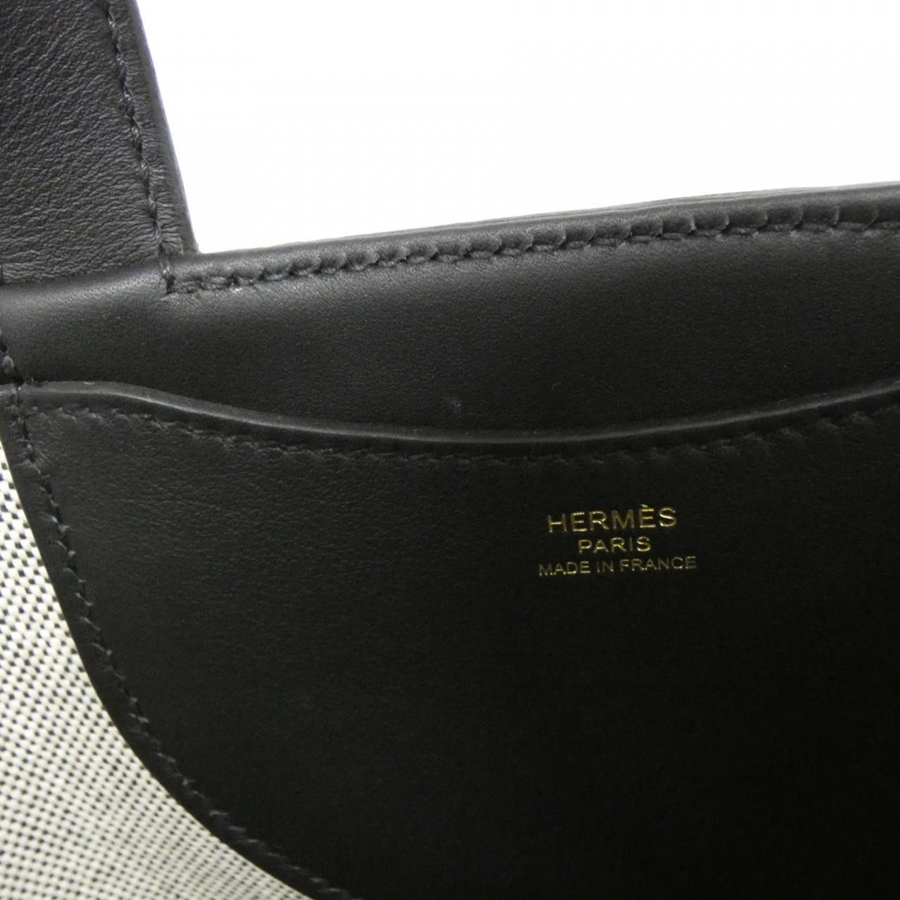 Hermes Hermes Hermès In The Loop18 Toile H Swift Shoulder Bag Leather Crossbody Bag DUTY FREE for USA Size ONE SIZE - 6 Thumbnail