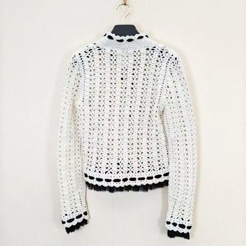 Chanel Chanel White Wool Blend Short Cardigan 0089 Size M / US 6-8 / IT 42-44 - 2 Thumbnail