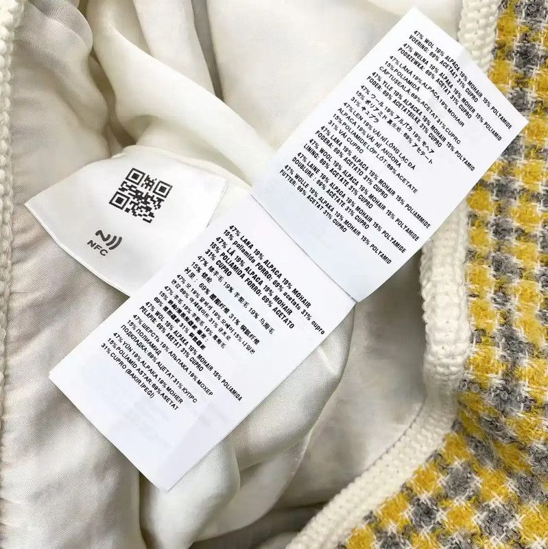 Miu Miu Miu Miu Yellow Wool Mini Skirt 0089 Size 28" / US 6 / IT 42 - 5 Thumbnail