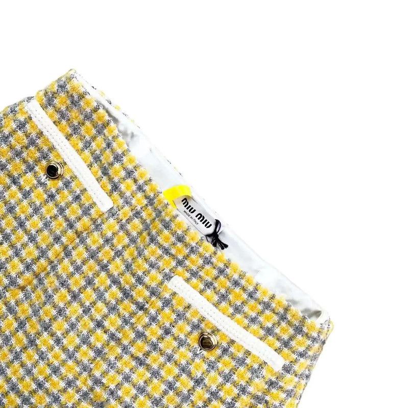 Miu Miu Miu Miu Yellow Wool Mini Skirt 0089 Size 28" / US 6 / IT 42 - 3 Thumbnail
