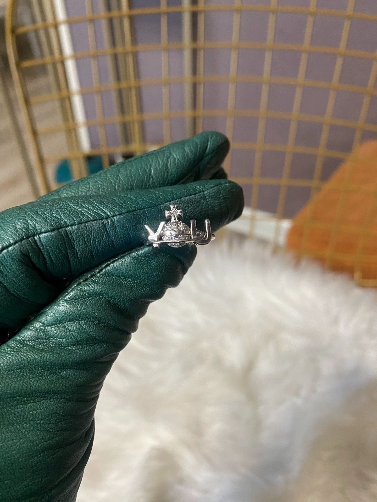 Vivienne Westwood Vivienne Westwood Heart Series Silver Ring Size ONE SIZE - 2 Thumbnail