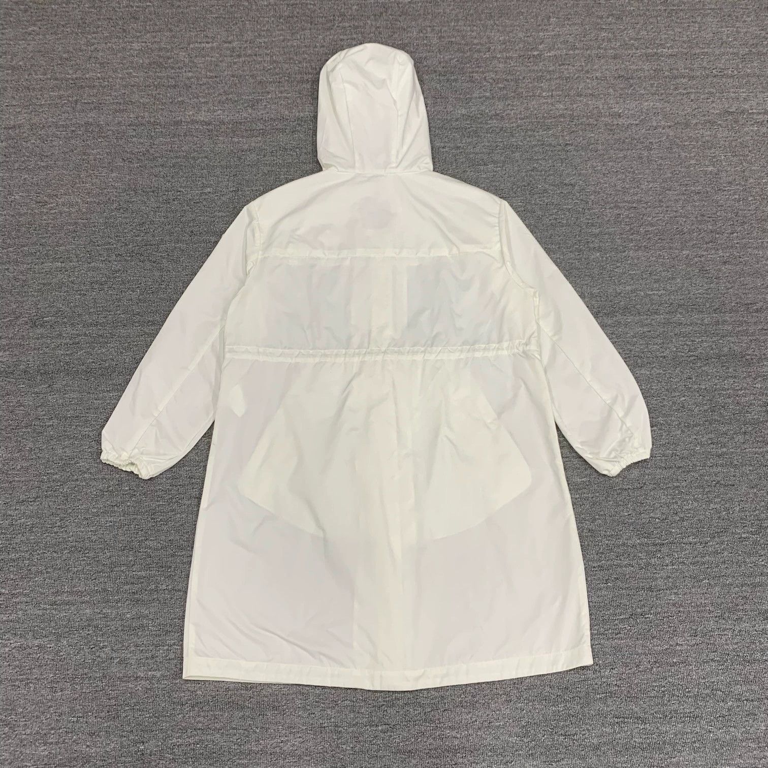 Moncler moncler white long coat with hood Size M / US 6-8 / IT 42-44 - 2 Thumbnail