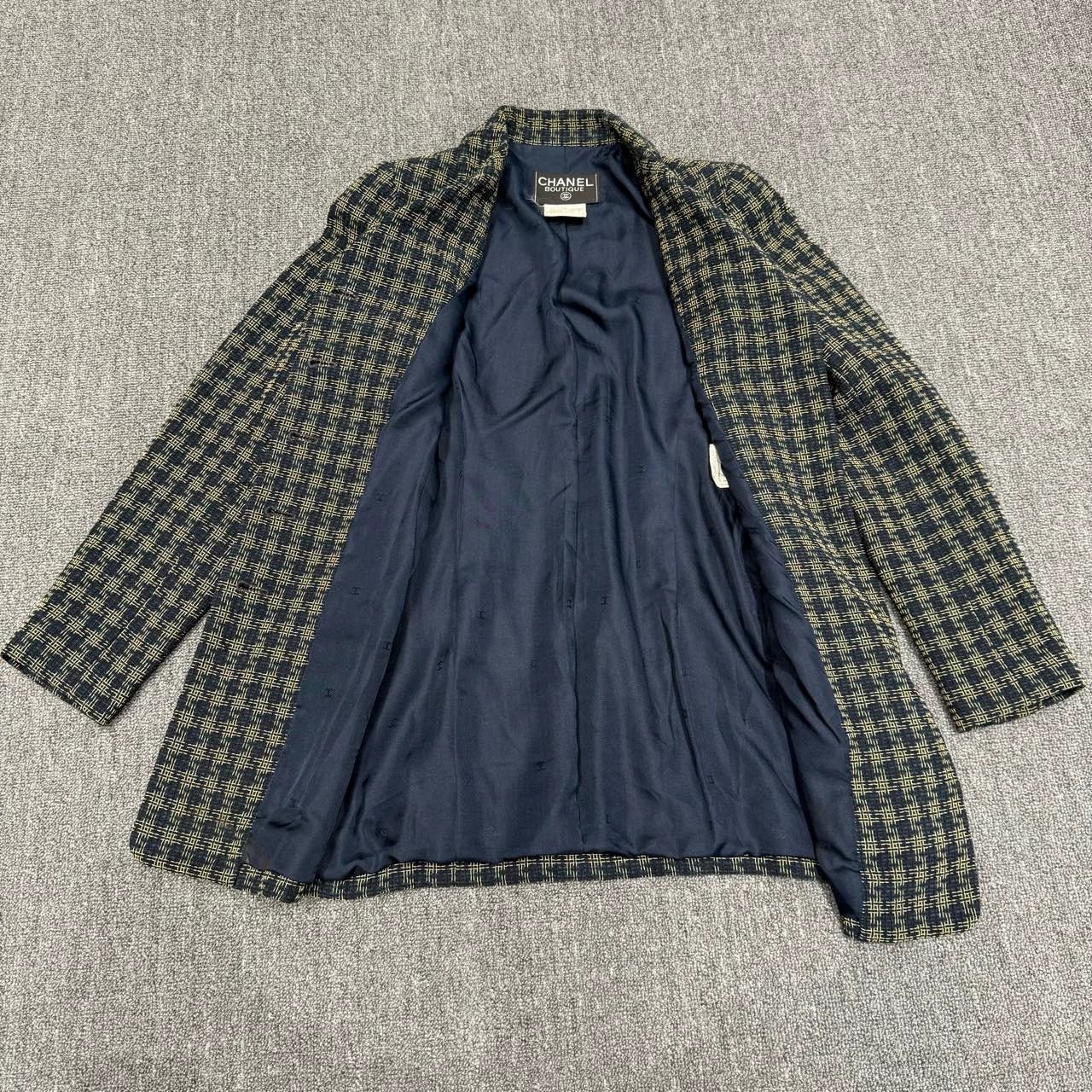 Chanel chanel long plaid blazer size 34 Size XS / US 0-2 / IT 36-38 - 4 Thumbnail