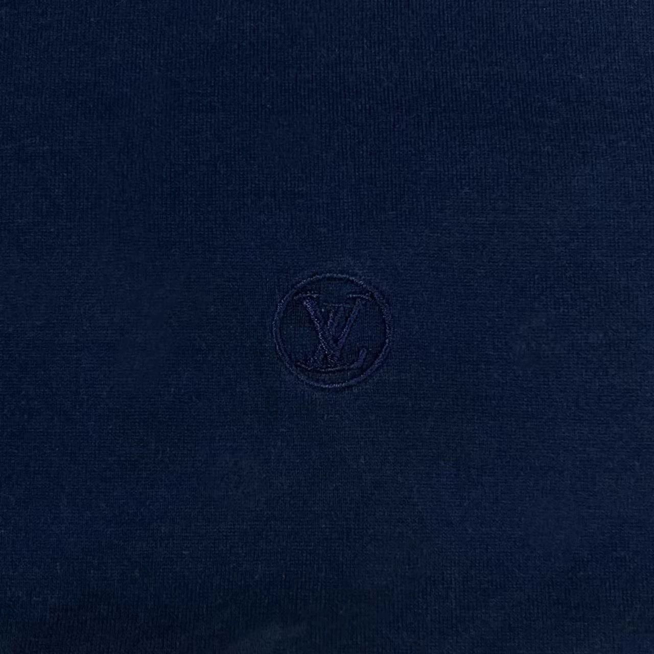 Louis Vuitton louis vuitton navy logo short sleeve shirt Size US XL / EU 56 / 4 - 4 Thumbnail