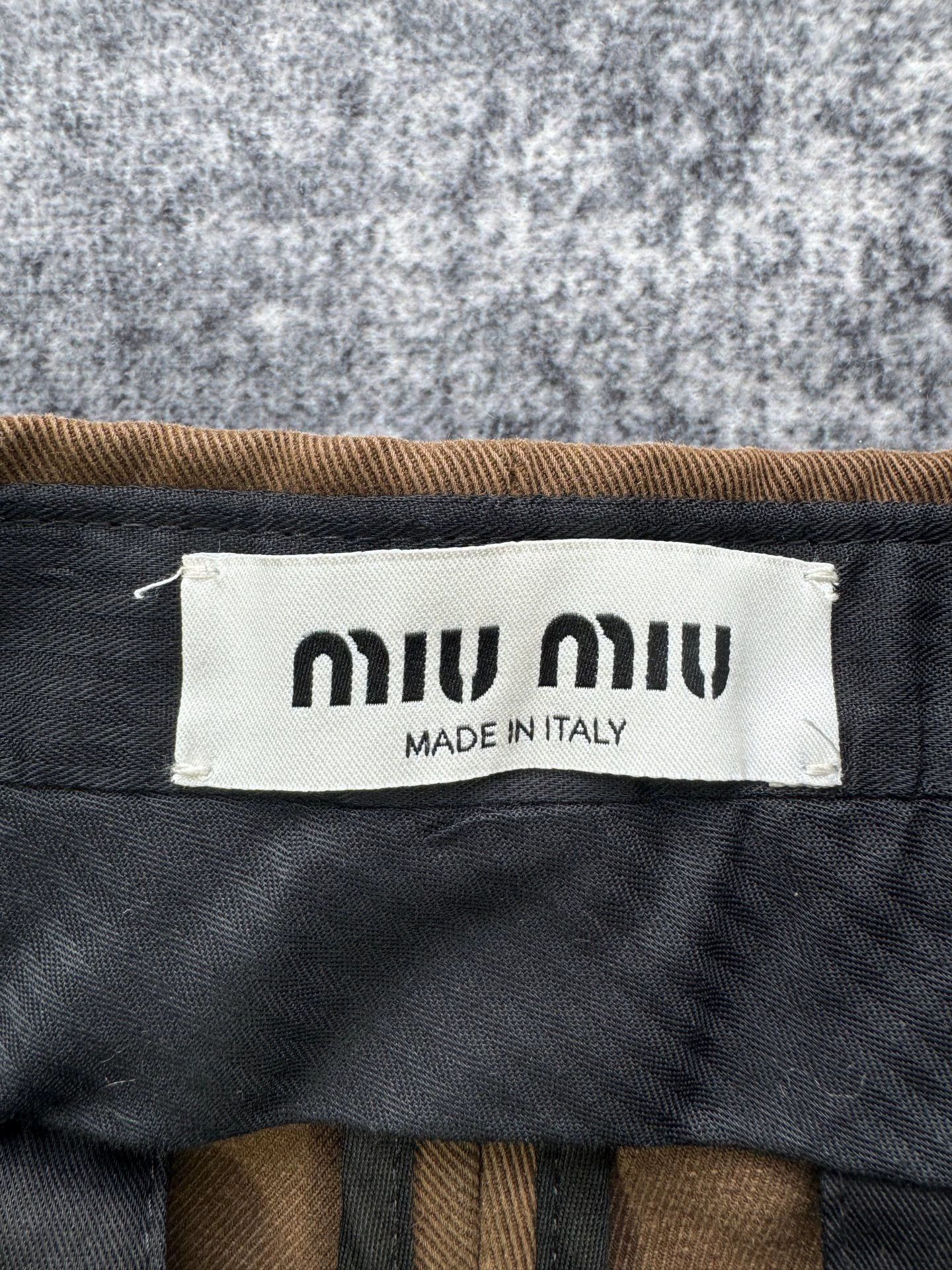 Miu Miu miu miu brown embroidered logo shorts Size 36" / US 14 / IT 50 - 3 Thumbnail