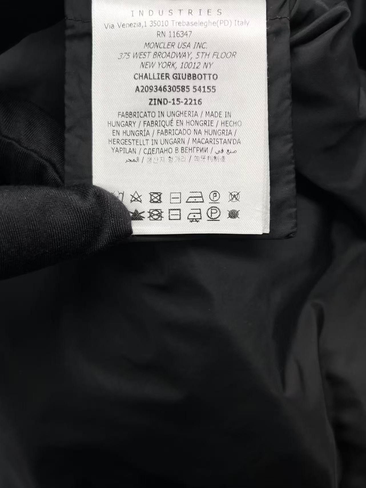 Moncler moncler black gray color-block down jacket Size US M / EU 48-50 / 2 - 5 Thumbnail
