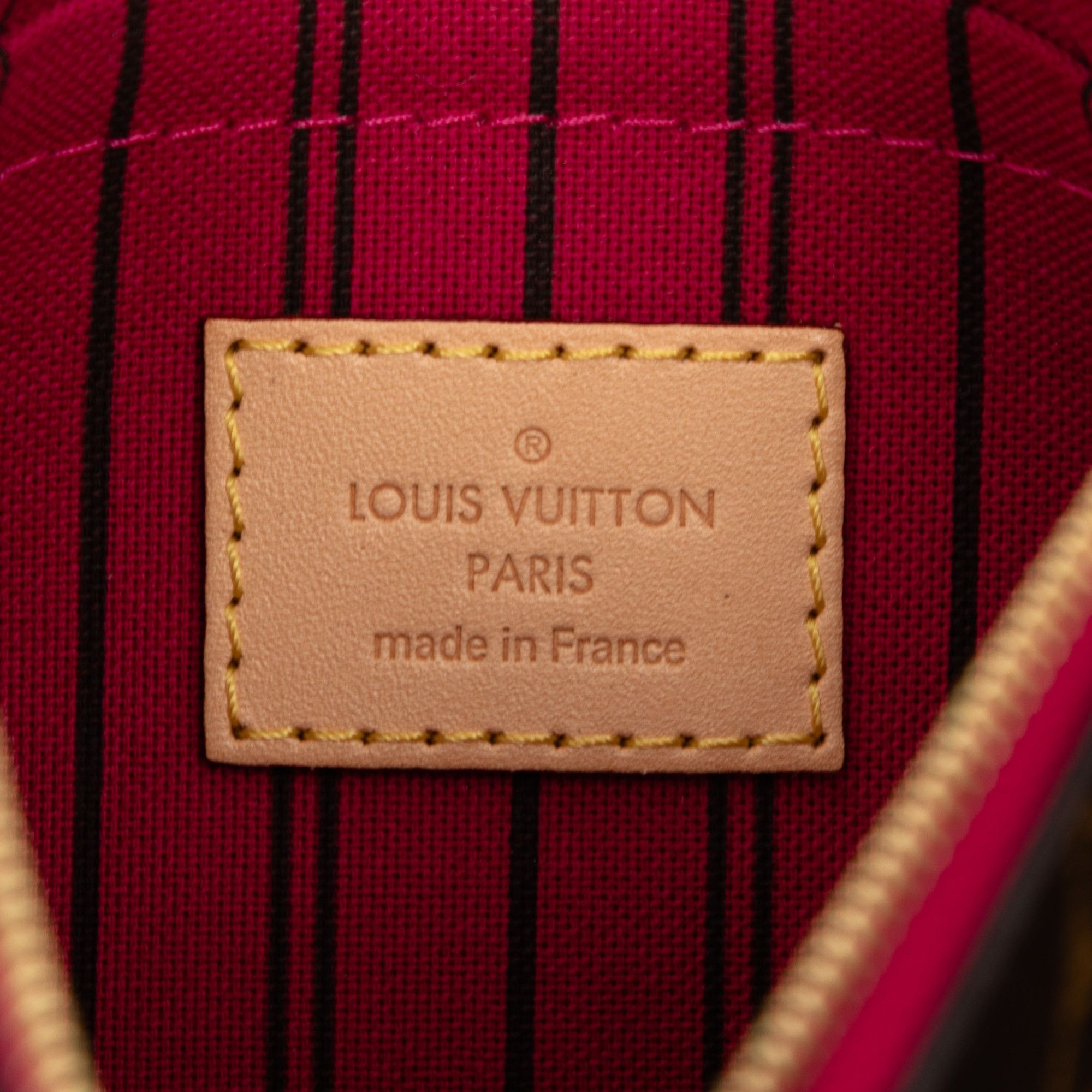 Louis Vuitton Louis Vuitton Monogram Neverfull Pouch PM Size ONE SIZE - 5 Thumbnail