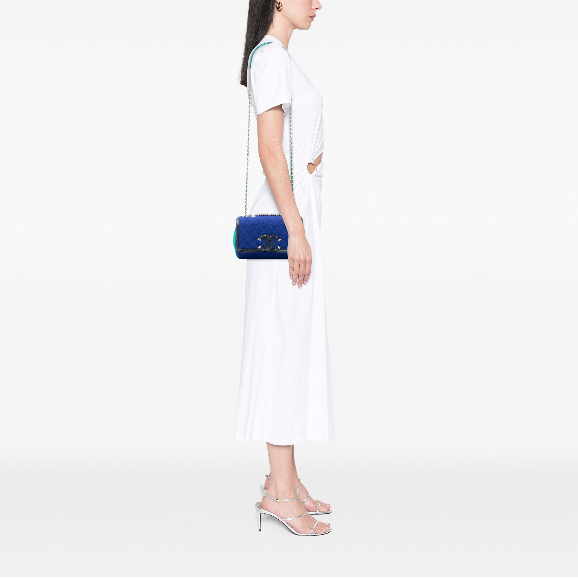 Chanel Chanel Small Jersey CC Filigree Flap Size ONE SIZE - 7 Thumbnail