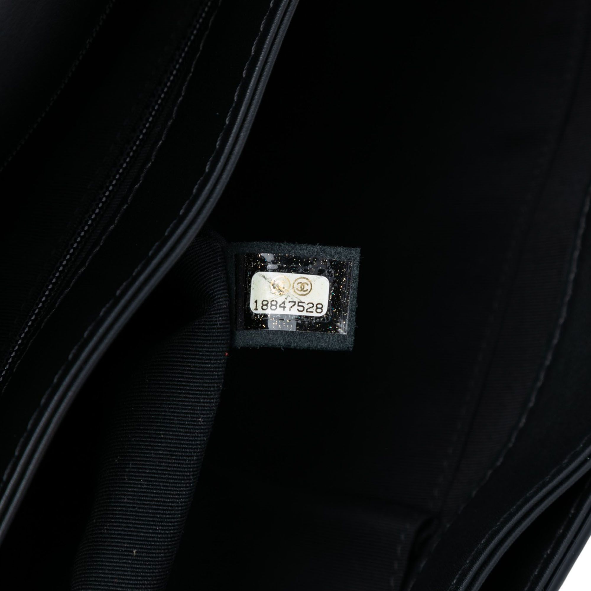 Chanel Chanel Extra Large Patent Boy Reverso Flap Size ONE SIZE - 6 Thumbnail