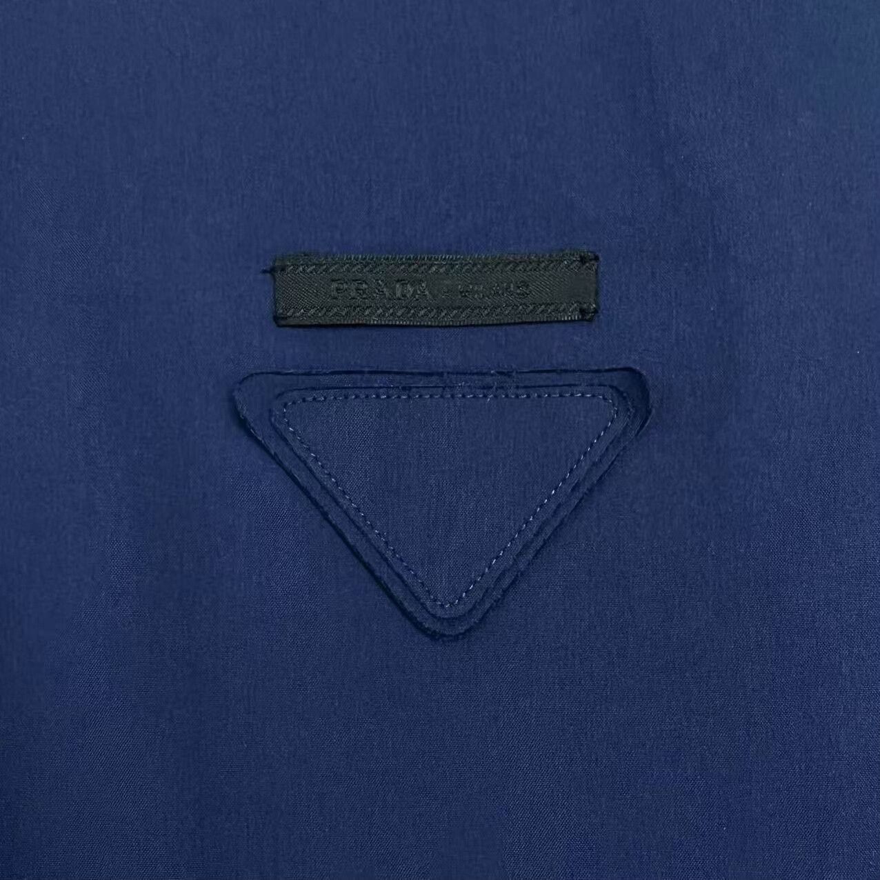 Prada prada deep blue logo collared shirt Size US L / EU 52-54 / 3 - 4 Thumbnail