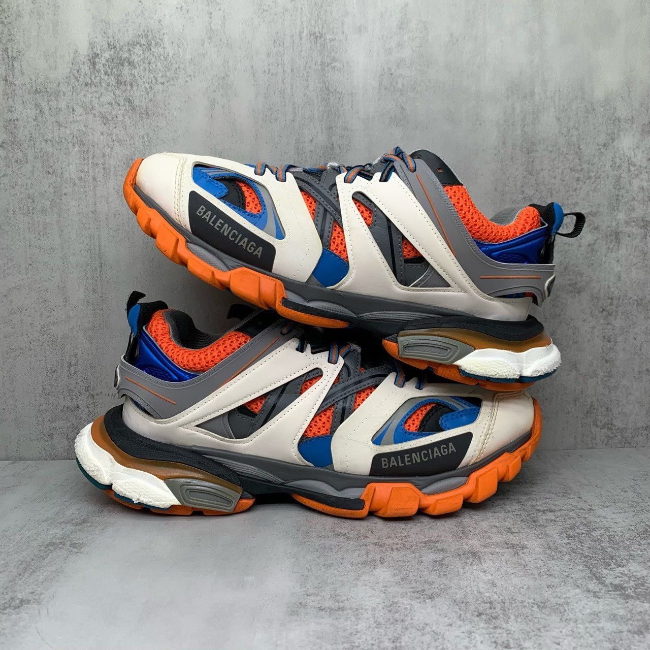 Balenciaga balenciaga track sneakers in vibrant orange Size US 8.5 / EU 41-42 - 2 Thumbnail