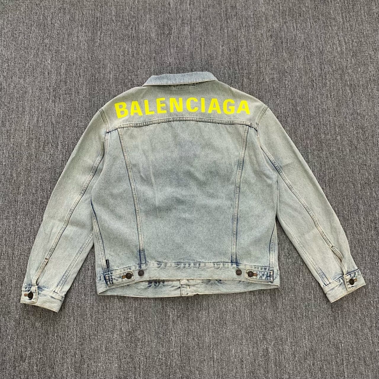 Balenciaga balenciaga logo vintage denim jacket Size US L / EU 52-54 / 3 - 2 Thumbnail