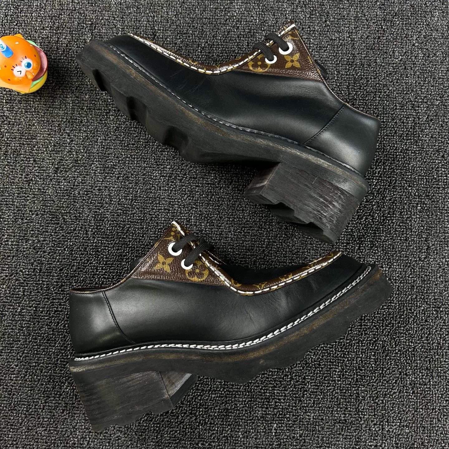 Louis Vuitton louis vuitton thick-sole loafers size 39.5 Size US 8.5 / EU 41-42 - 4 Thumbnail