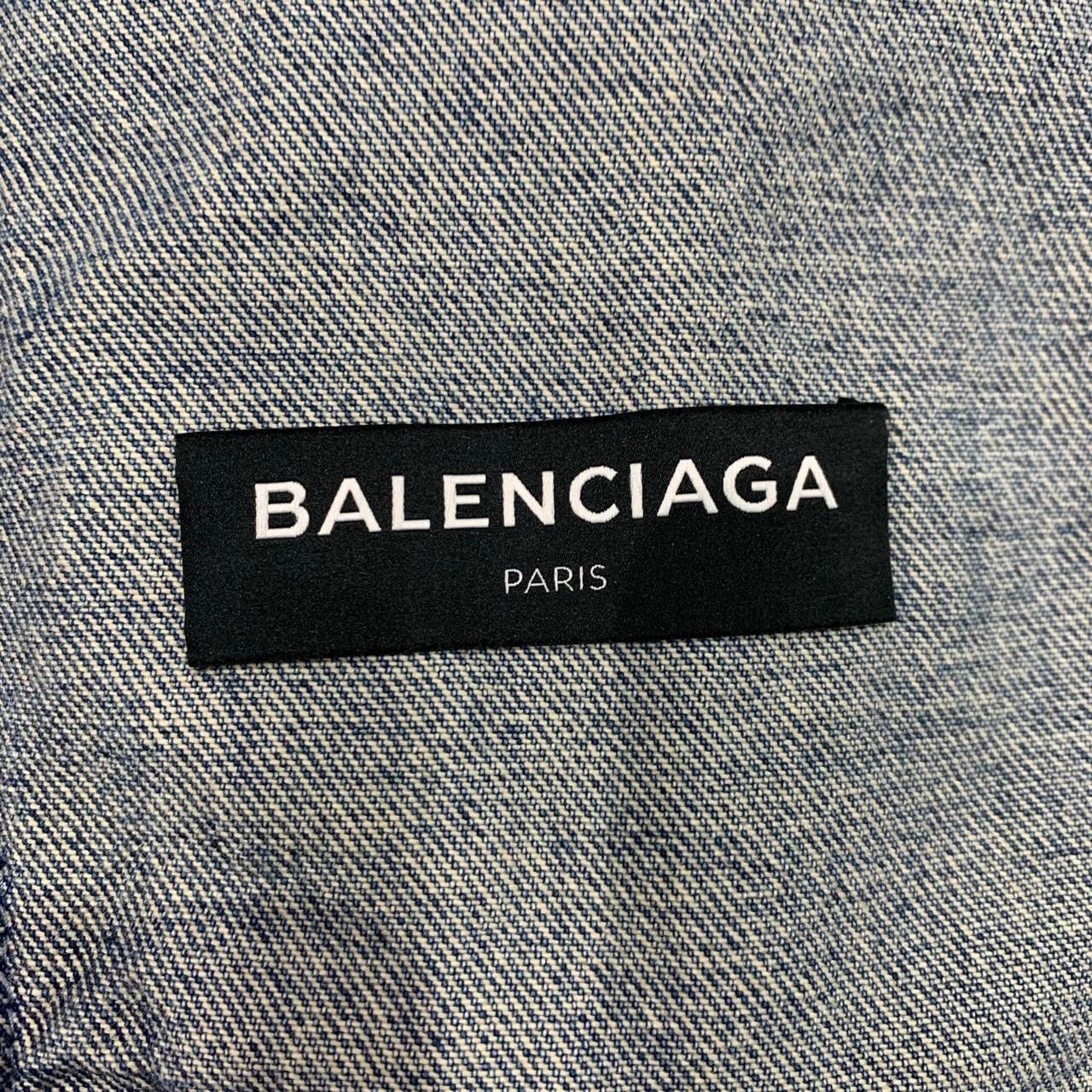 Balenciaga balenciaga embroidered denim jacket for men Size US L / EU 52-54 / 3 - 6 Thumbnail