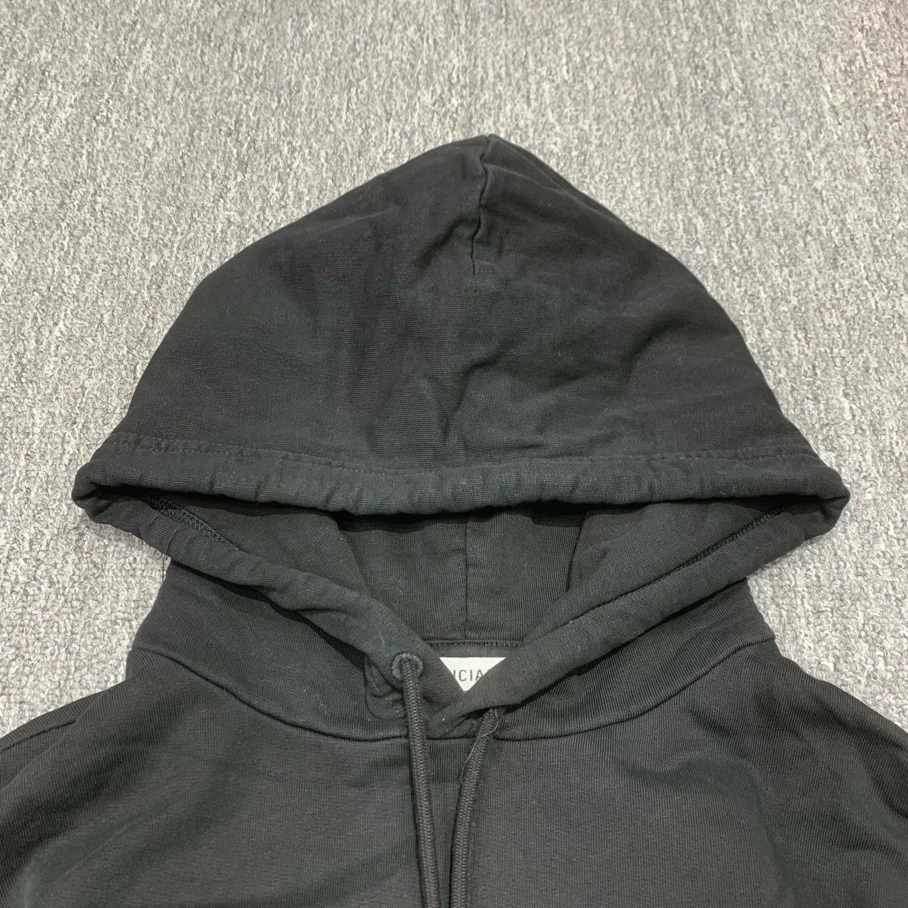 Balenciaga balenciaga black double hook hoodie sweatshirt Size US S / EU 44-46 / 1 - 9 Thumbnail