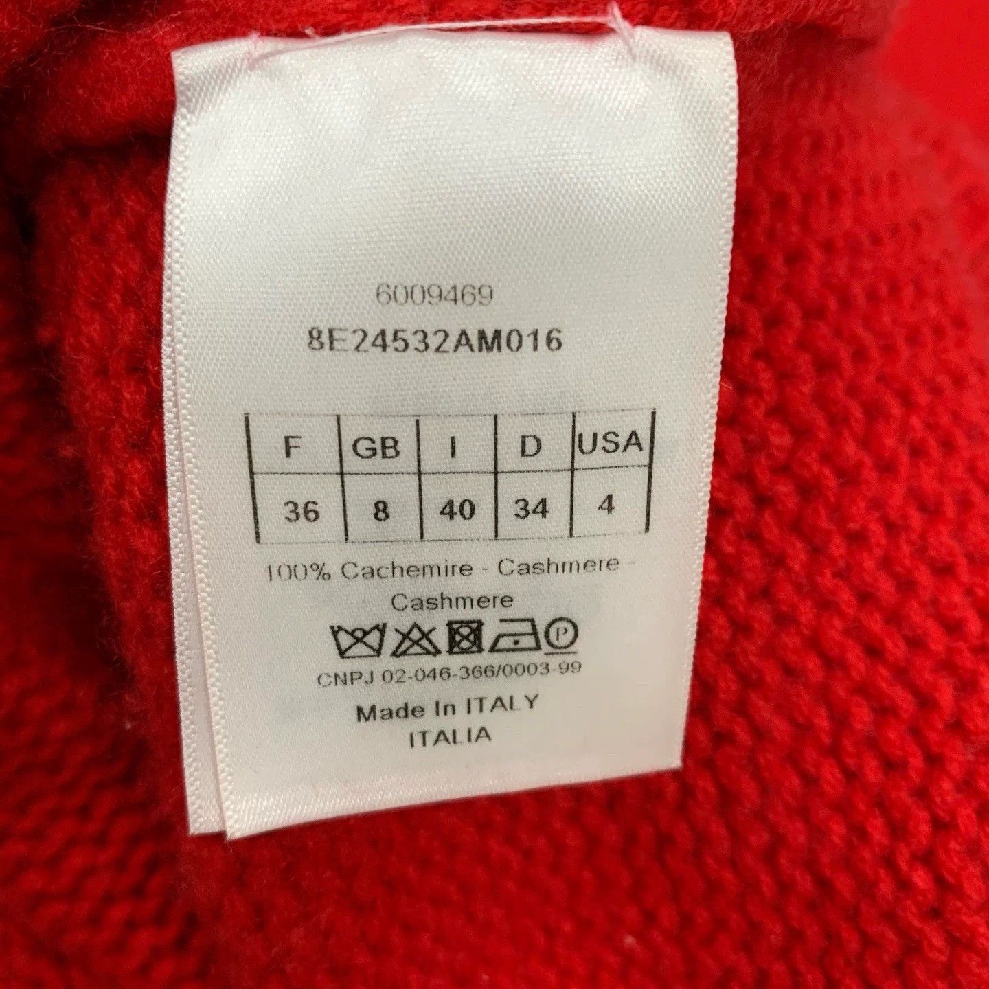 Dior red v-neck cashmere sweater by dior Size S / US 4 / IT 40 - 7 Thumbnail