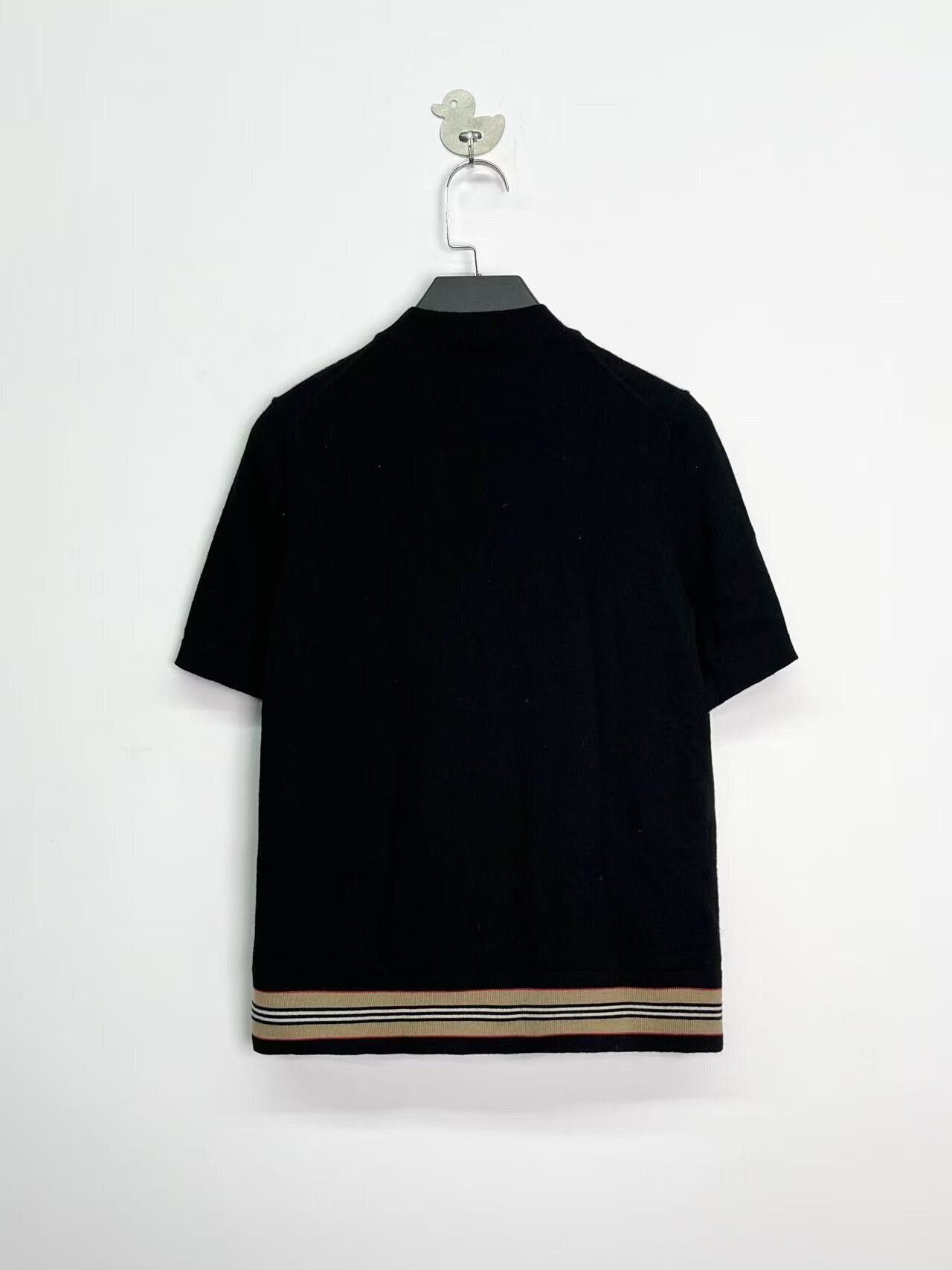 Burberry Burberry Black Wool Knit Short Sleeve Top Size XS / US 0-2 / IT 36-38 - 2 Thumbnail
