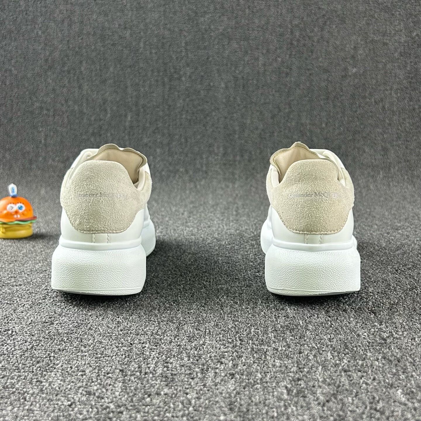 Alexander McQueen Alexander McQueen White Sneakers Size 37.5 Size US 7.5 / EU 40-41 - 5 Thumbnail
