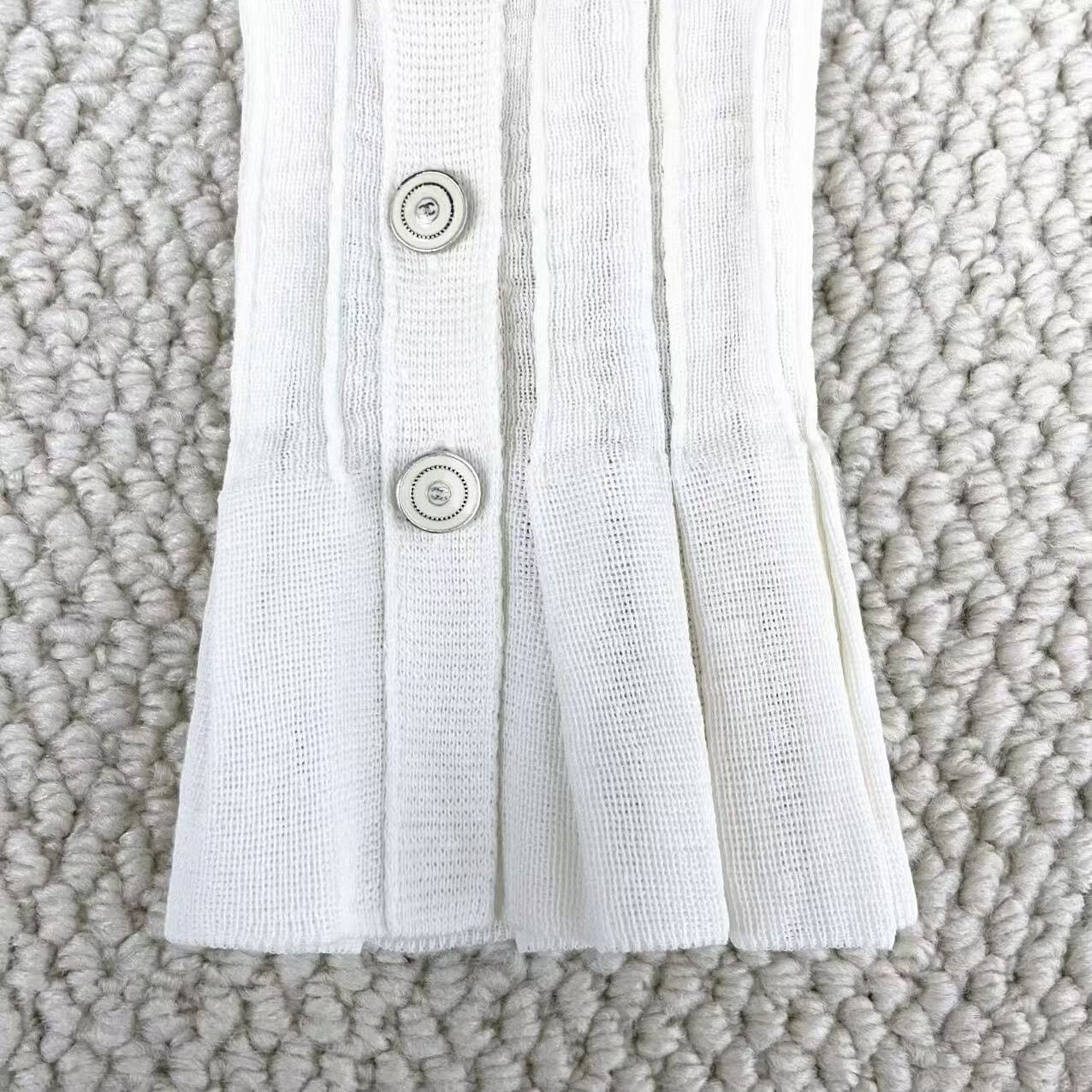 Chanel Chanel Beige School Style Knit Dress Size XS / US 0-2 / IT 36-38 - 4 Thumbnail