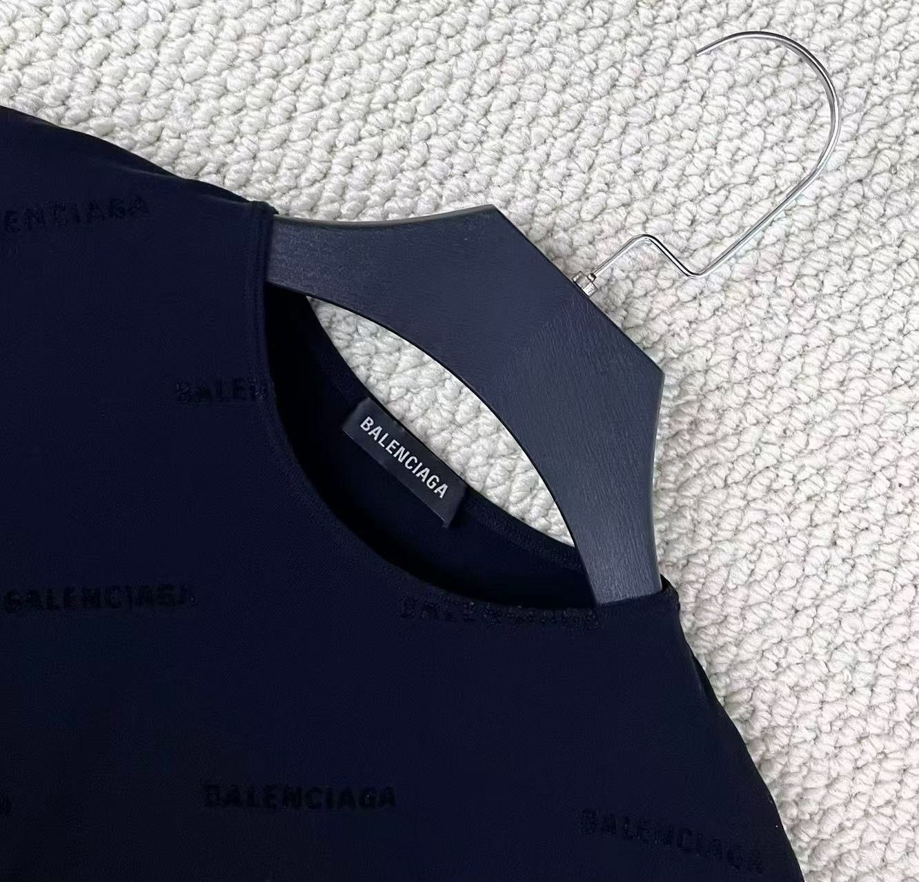 Balenciaga balenciaga black gray logo long sleeve shirt Size US M / EU 48-50 / 2 - 3 Thumbnail