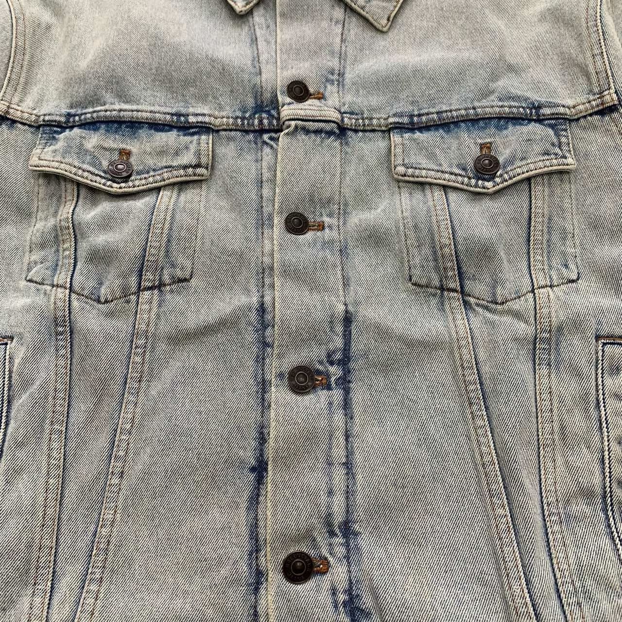 Balenciaga Balenciaga Logo Denim Jacket with Wash Effect Size US L / EU 52-54 / 3 - 9 Thumbnail