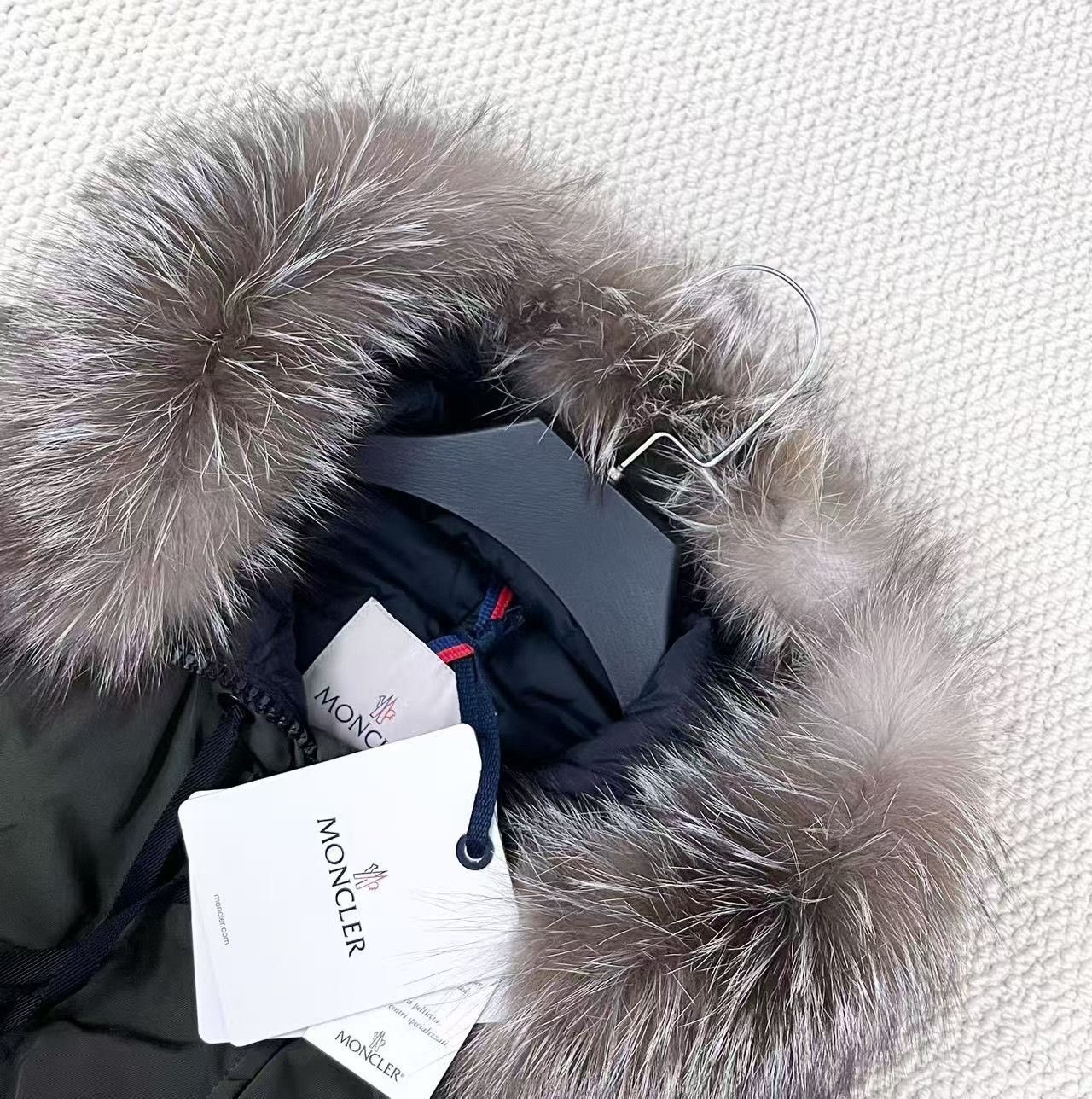 Moncler moncler olive green long zip-up down coat Size L / US 10 / IT 46 - 3 Thumbnail