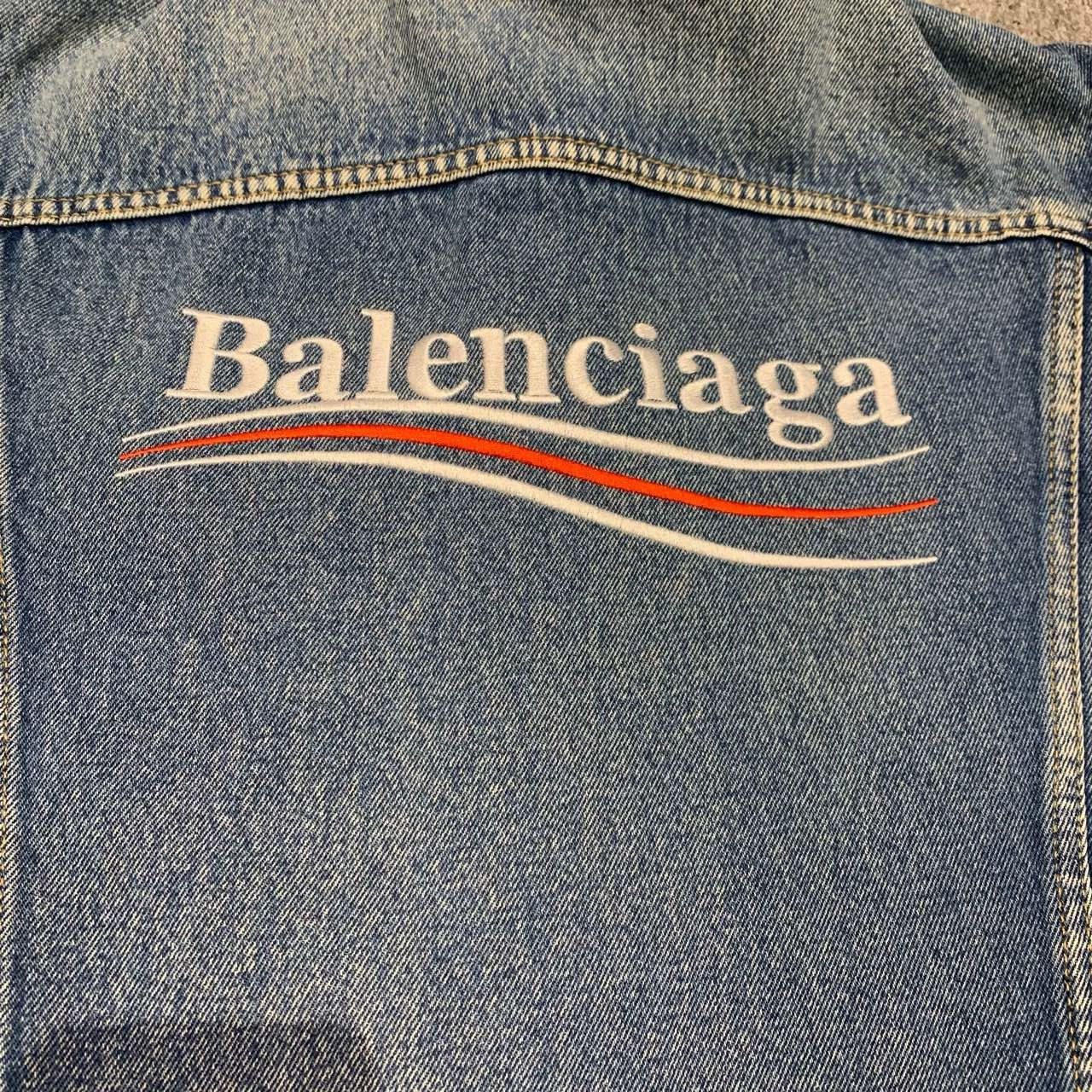 Balenciaga balenciaga embroidered denim jacket size 46 Size US L / EU 52-54 / 3 - 9 Thumbnail