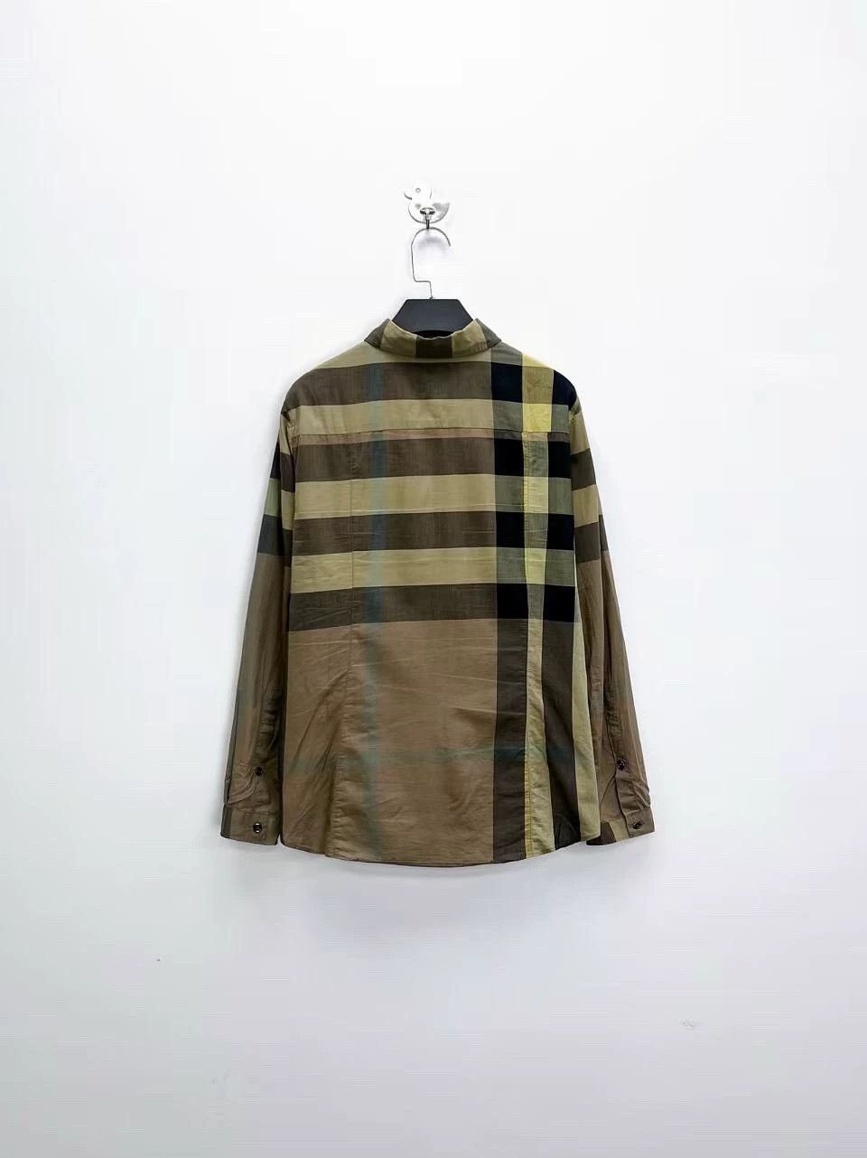 Burberry burberry classic check patterned shirt jacket Size US M / EU 48-50 / 2 - 2 Thumbnail