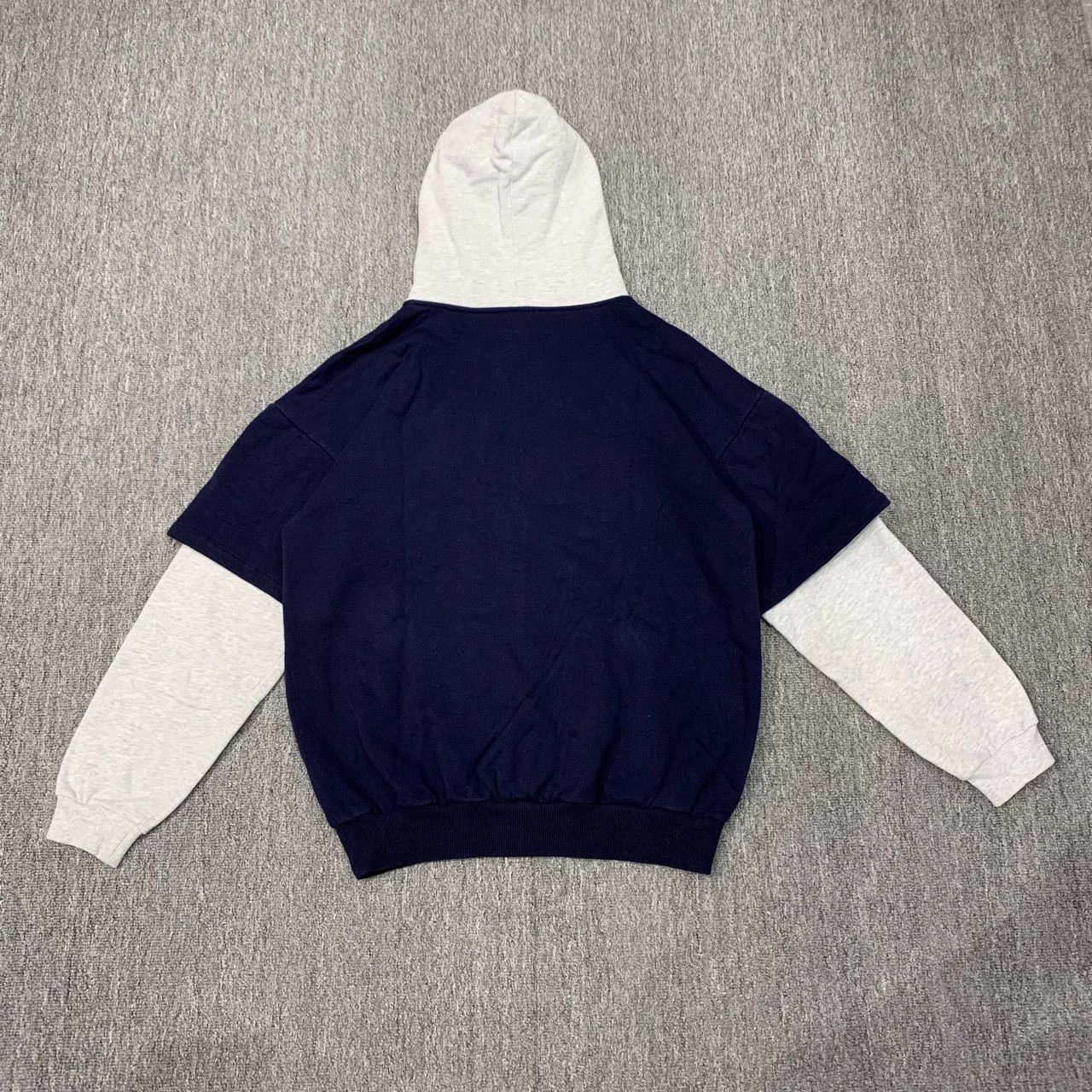 Celine celine hooded sweatshirt with layered design Size XS / US 0-2 / IT 36-38 - 2 Thumbnail