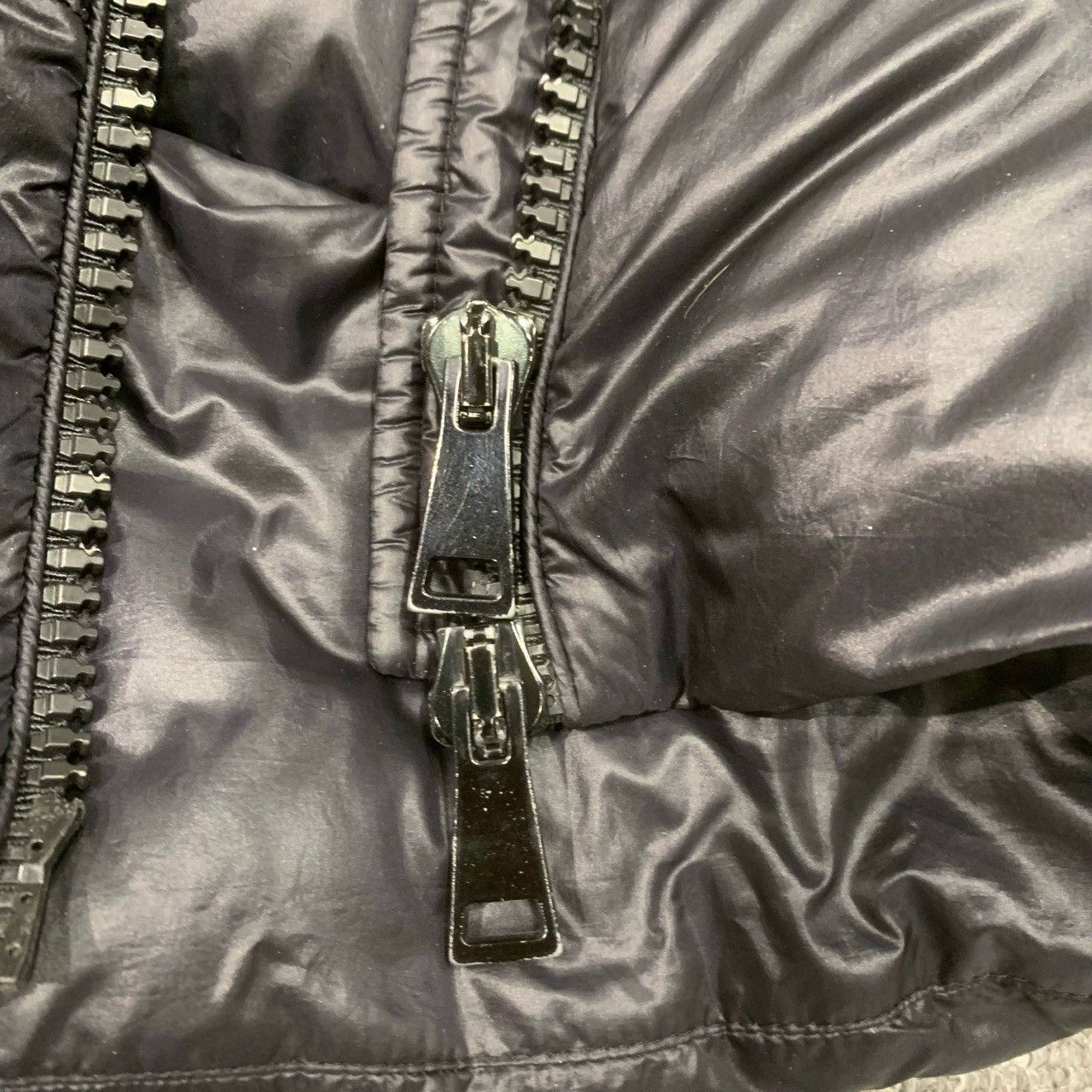 Moncler moncler seritte black short down jacket Size US M / EU 48-50 / 2 - 8 Thumbnail