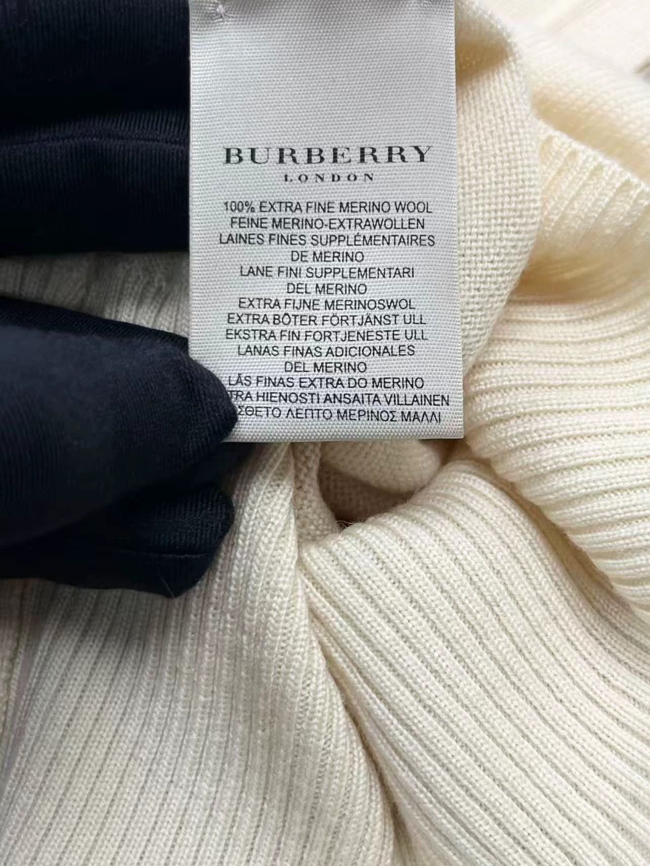 Burberry burberry beige short sleeve knit top Size S / US 4 / IT 40 - 5 Thumbnail