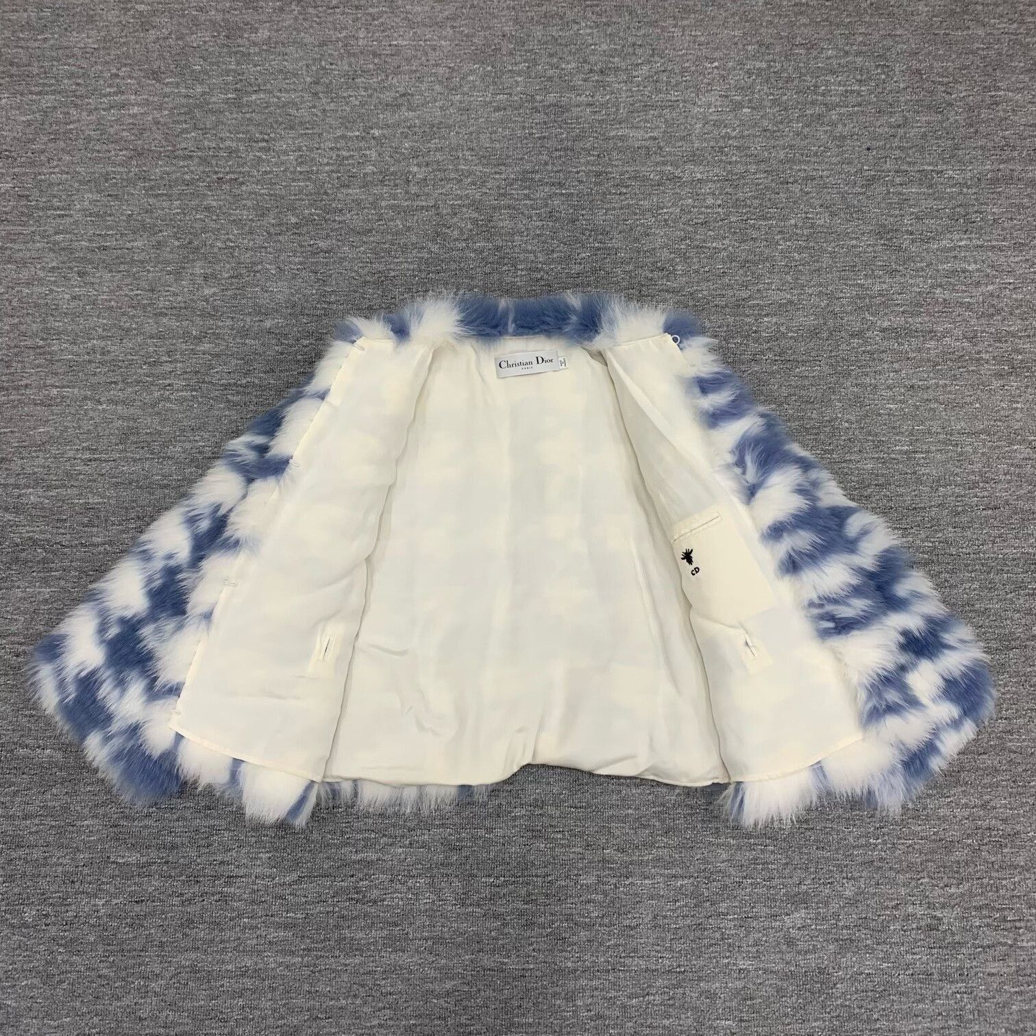 Dior dior dyed fox fur coat, size 34 Size XS / US 0-2 / IT 36-38 - 8 Thumbnail