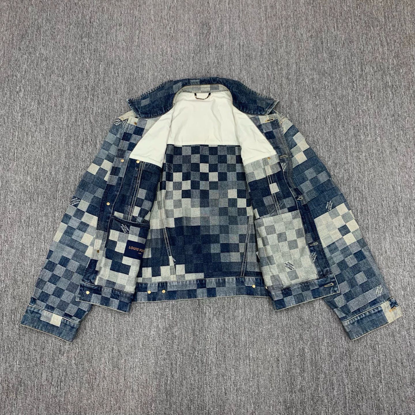 Louis Vuitton lv x pharrell denim checkerboard jacket Size US XXL / EU 58 / 5 - 9 Thumbnail