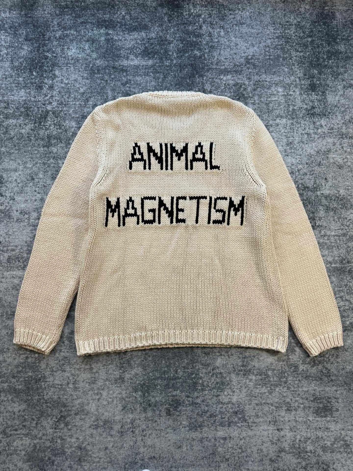 Gucci gucci animal embroidered knit sweater Size US XL / EU 56 / 4 - 2 Thumbnail