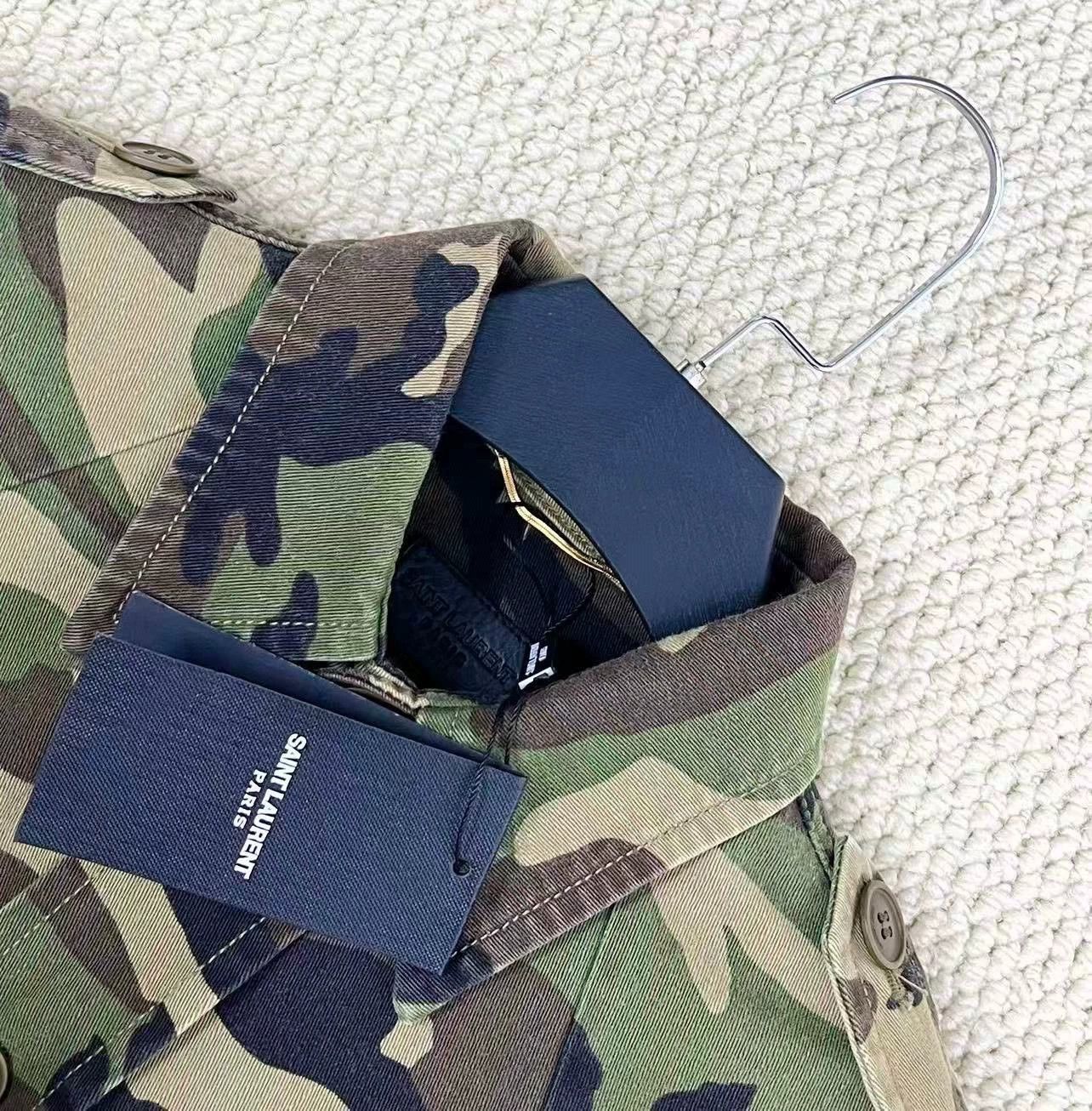 Saint Laurent Paris army green camouflage jacket with logo Size US S / EU 44-46 / 1 - 3 Thumbnail