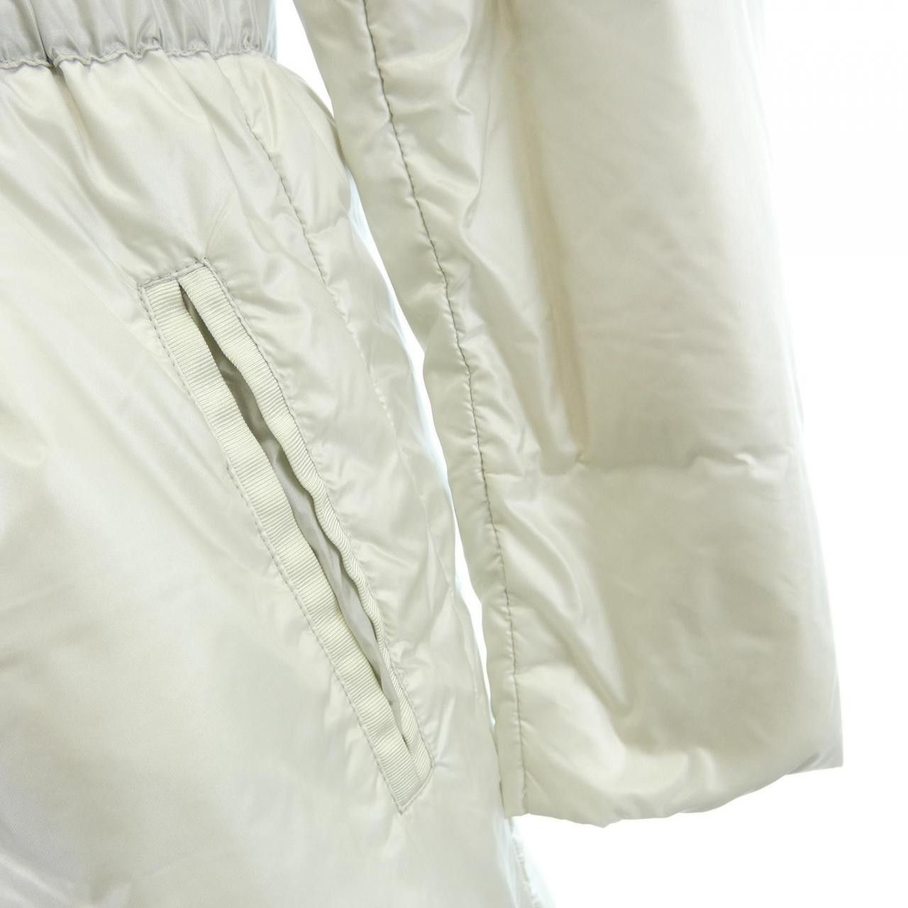 Armani Armani Emporio Armani Coat Others Outerwear R2L52T R9913 DUTY FREE for USA Size ONE SIZE - 6 Thumbnail